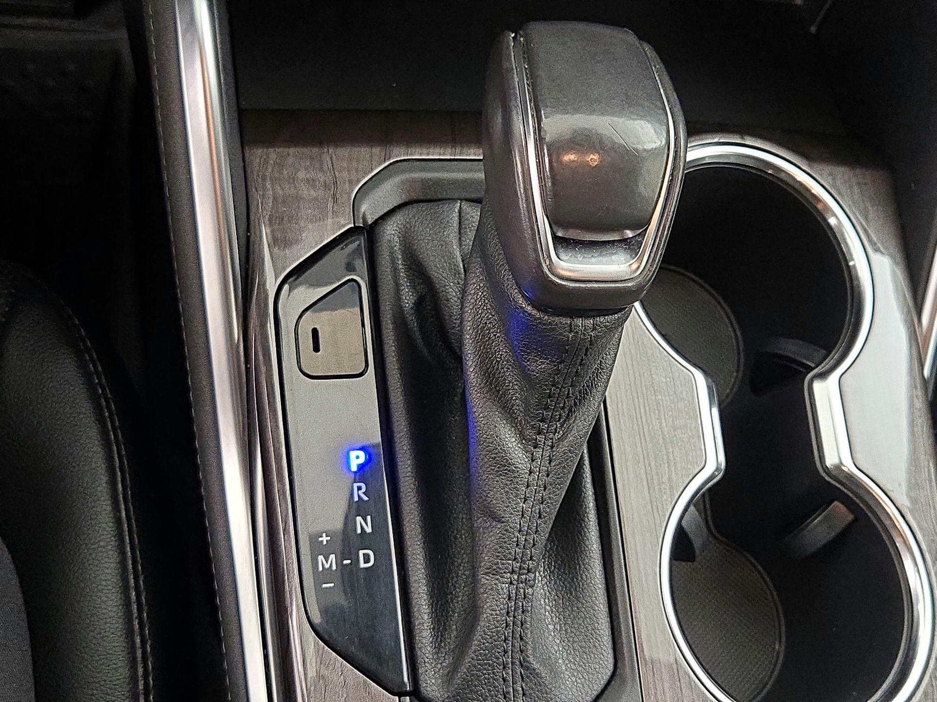 Thumbnail: 2021 Toyota Highlander - 18