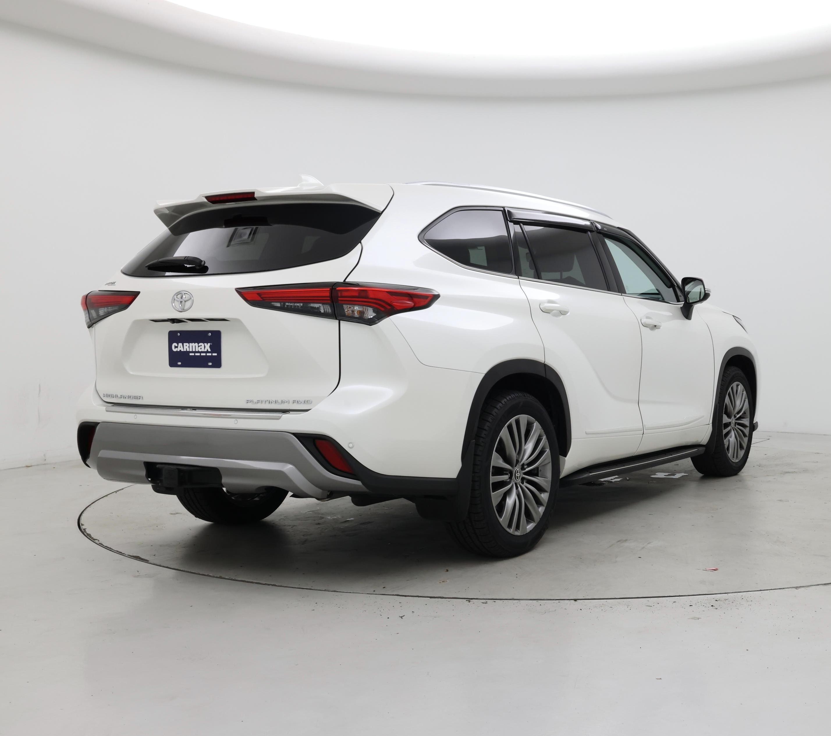 Thumbnail: 2021 Toyota Highlander - 8
