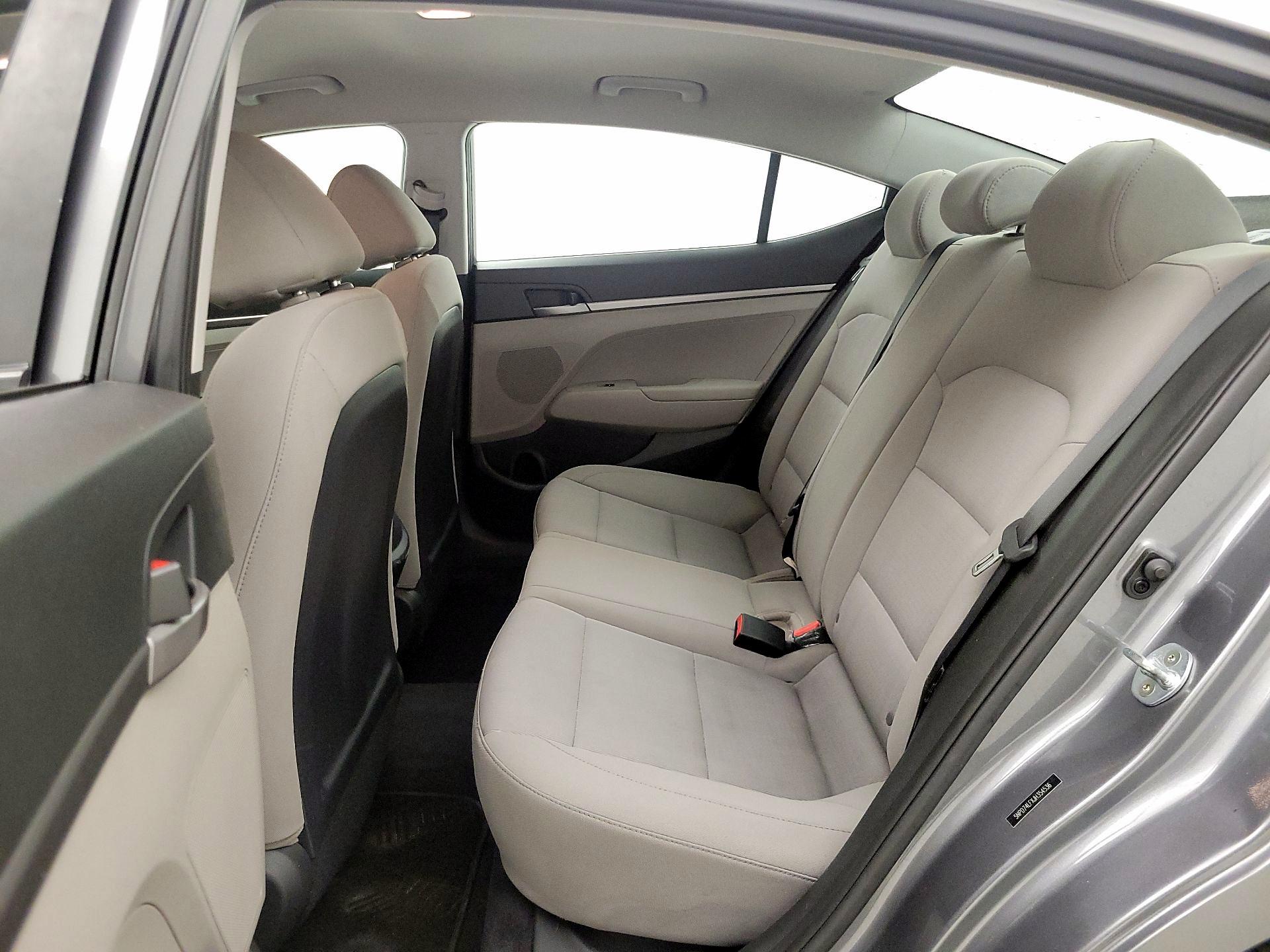 Thumbnail: 2018 Hyundai Elantra - 18