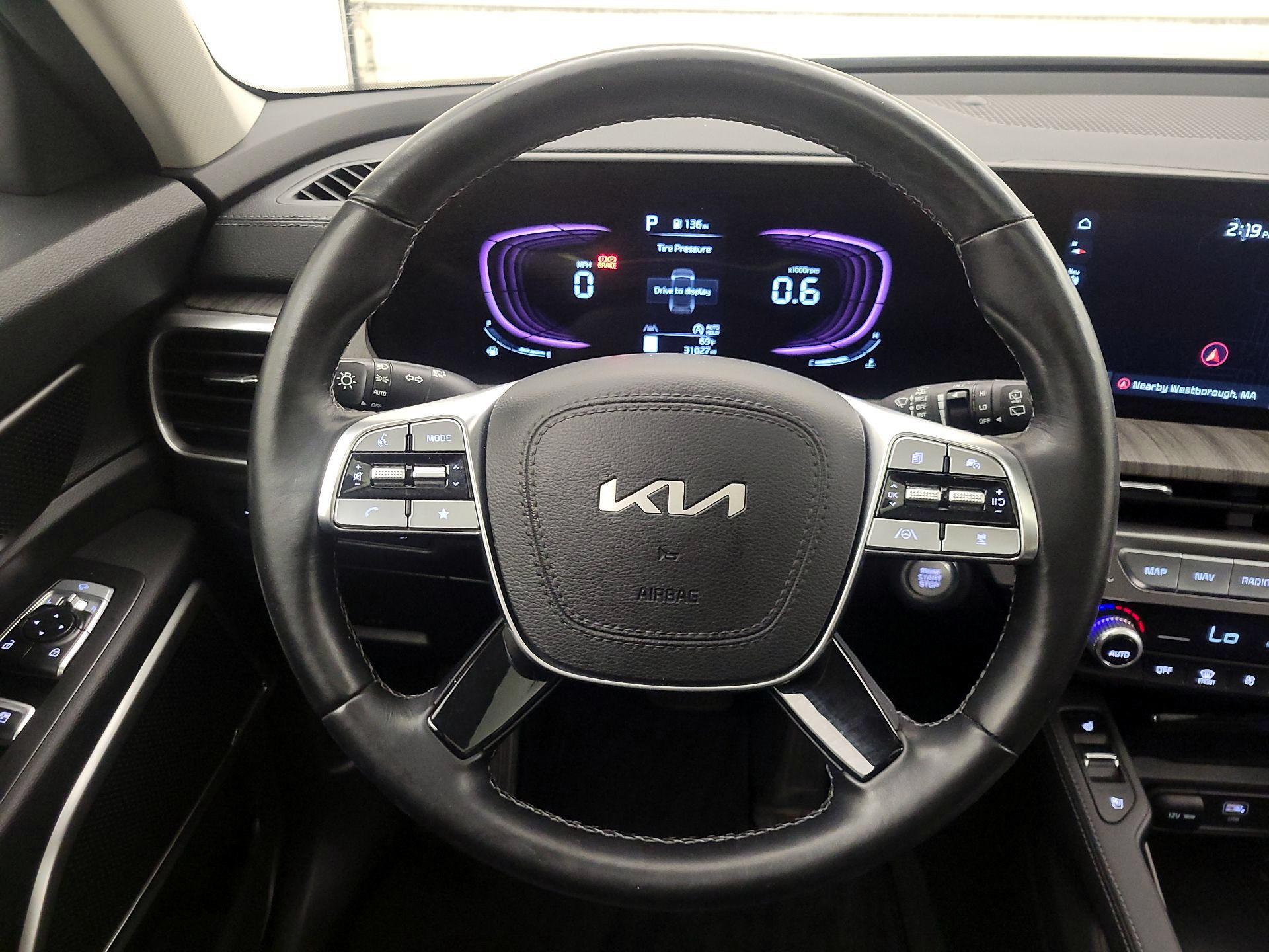 Thumbnail: 2023 Kia Telluride - 10