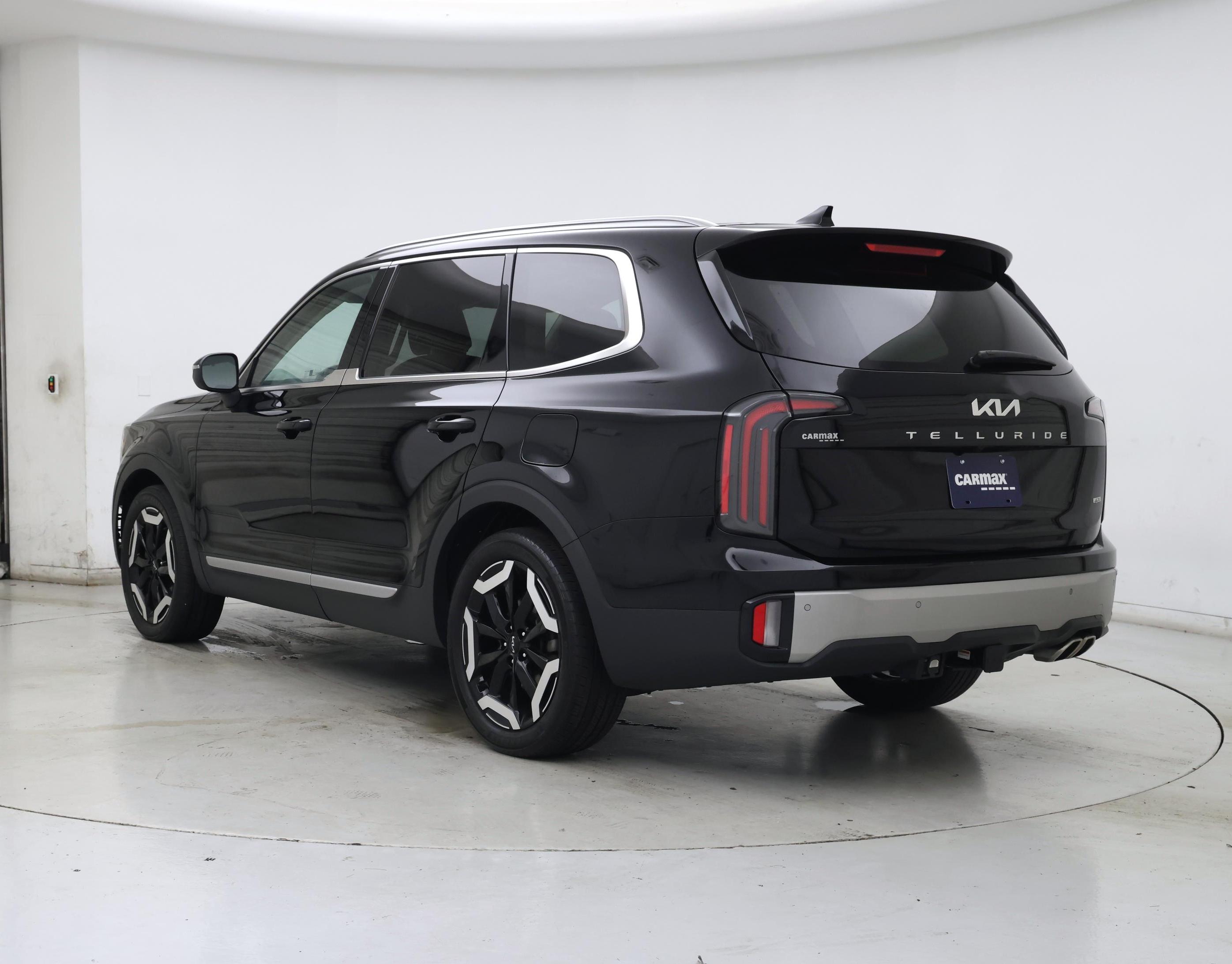 Thumbnail: 2023 Kia Telluride - 2