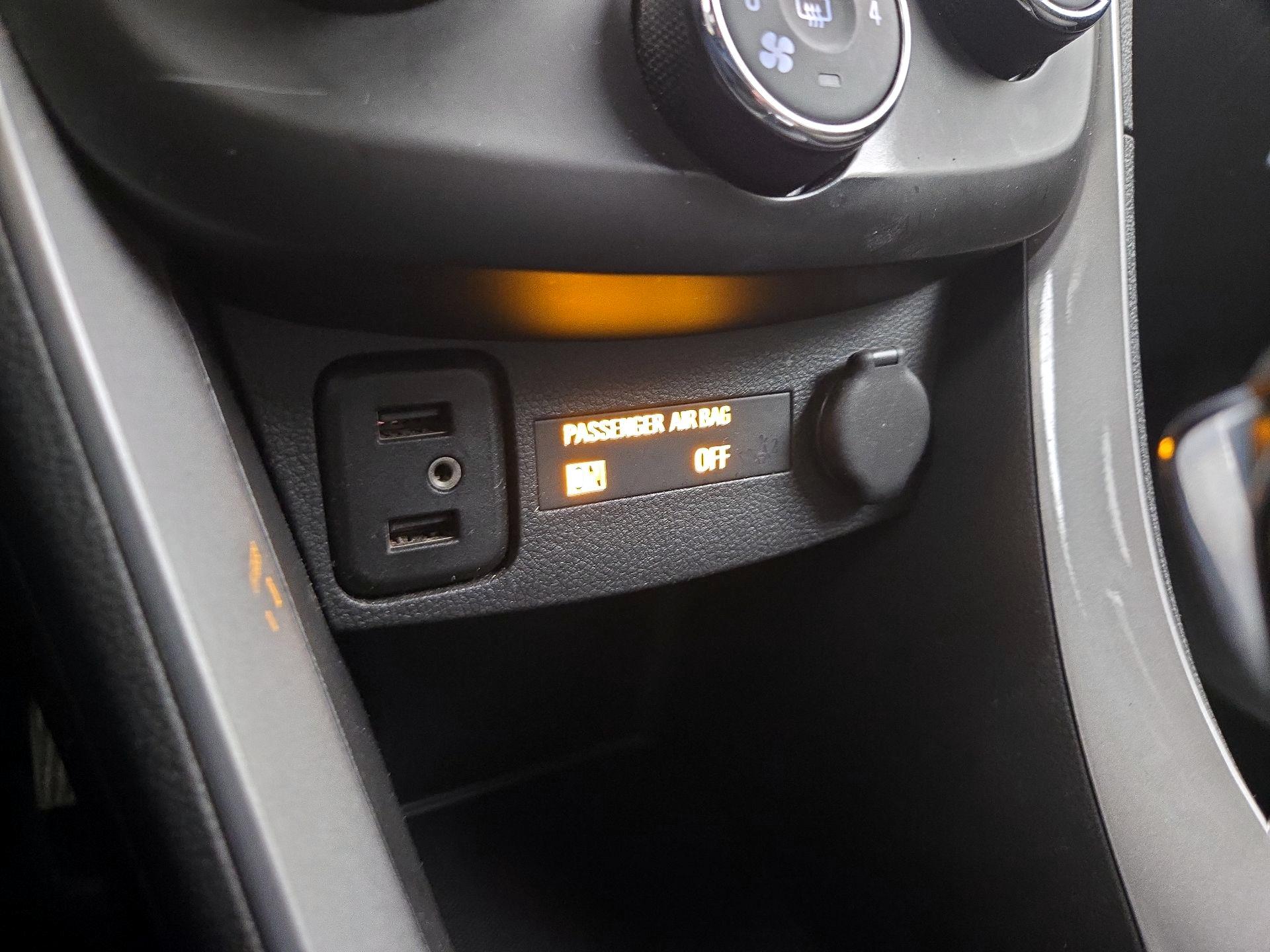 Thumbnail: 2022 Chevrolet Trax - 18