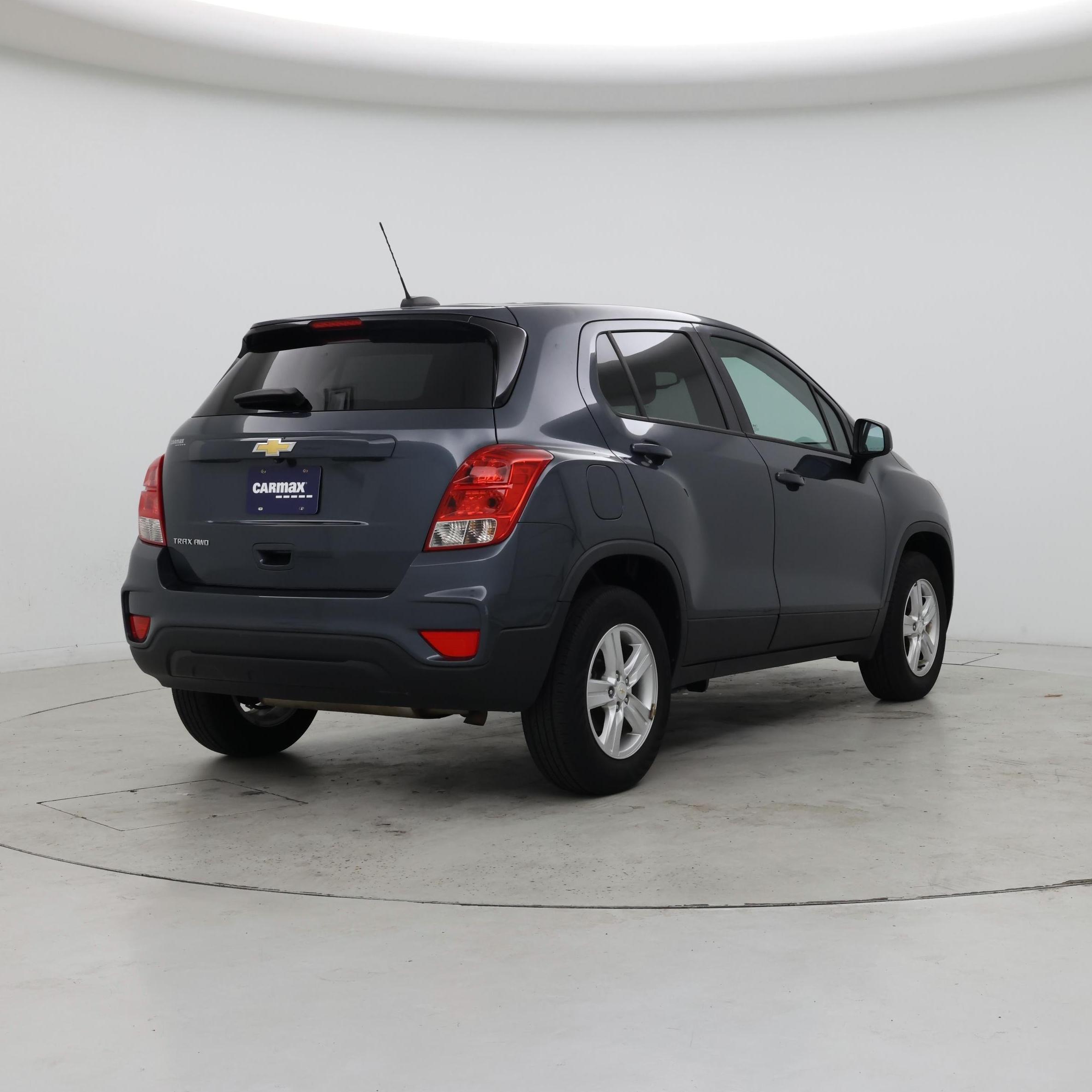 Thumbnail: 2022 Chevrolet Trax - 8