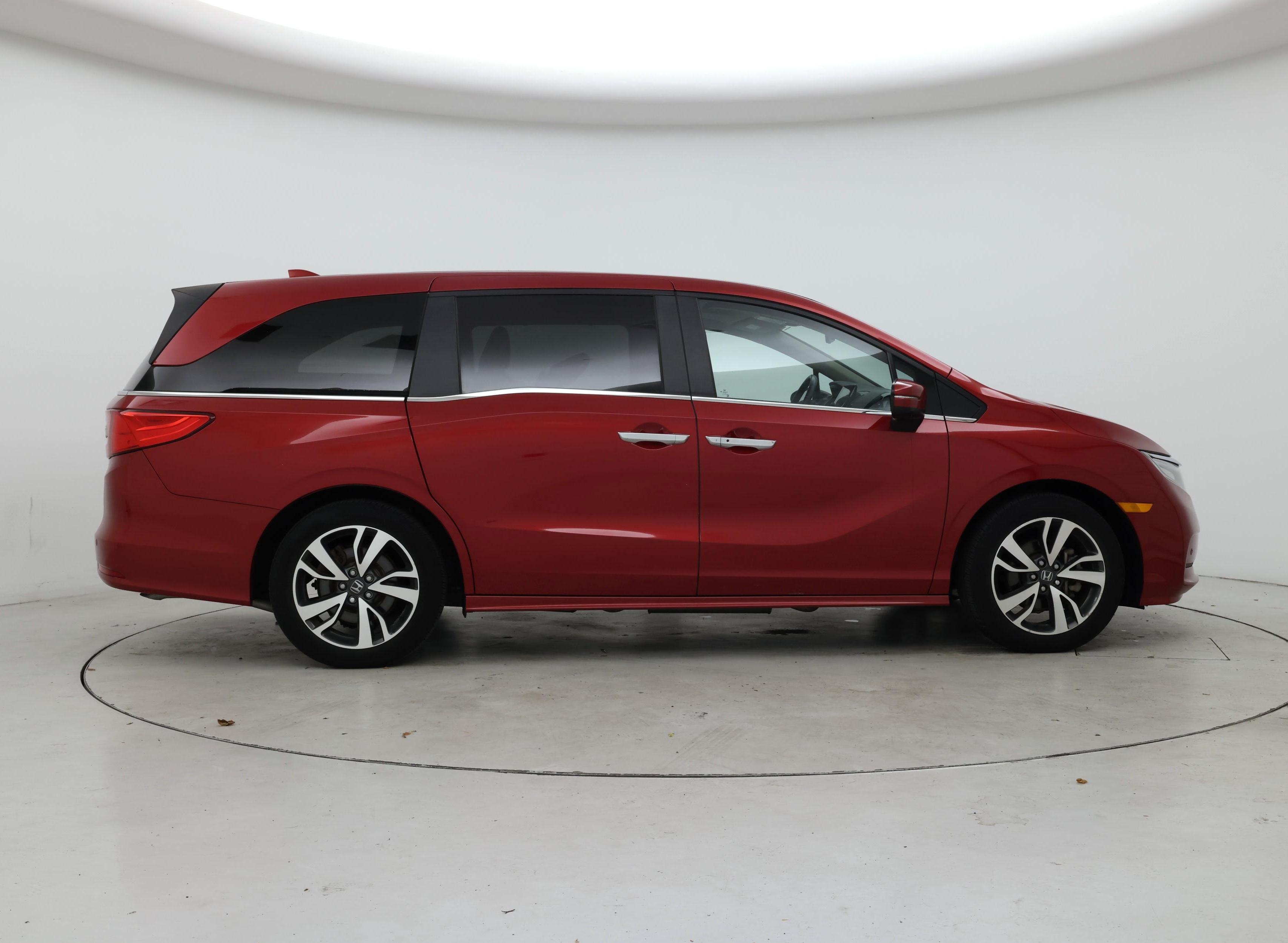 Thumbnail: 2023 Honda Odyssey - 7