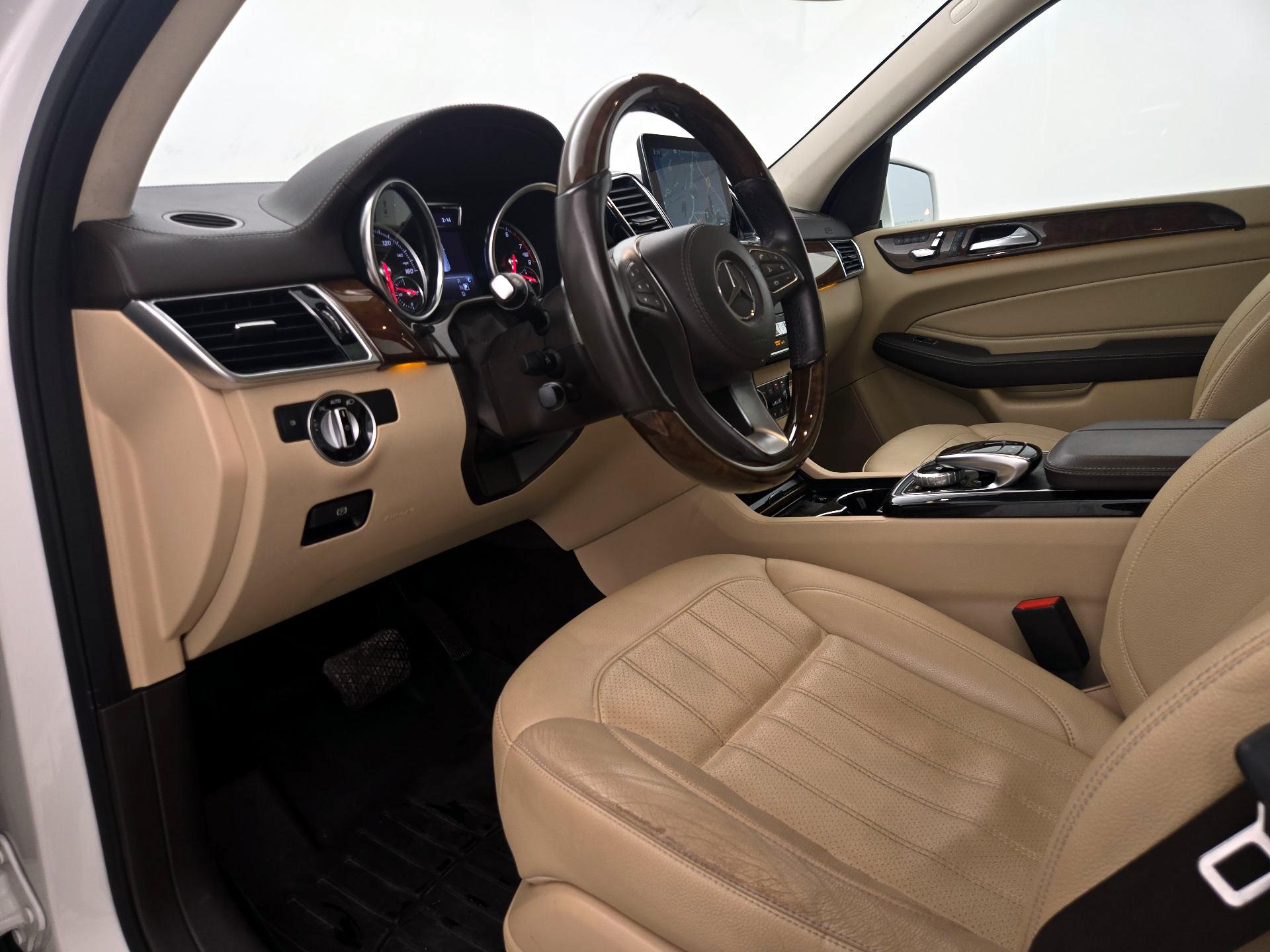 Thumbnail: 2017 Mercedes-Benz GLS - 11
