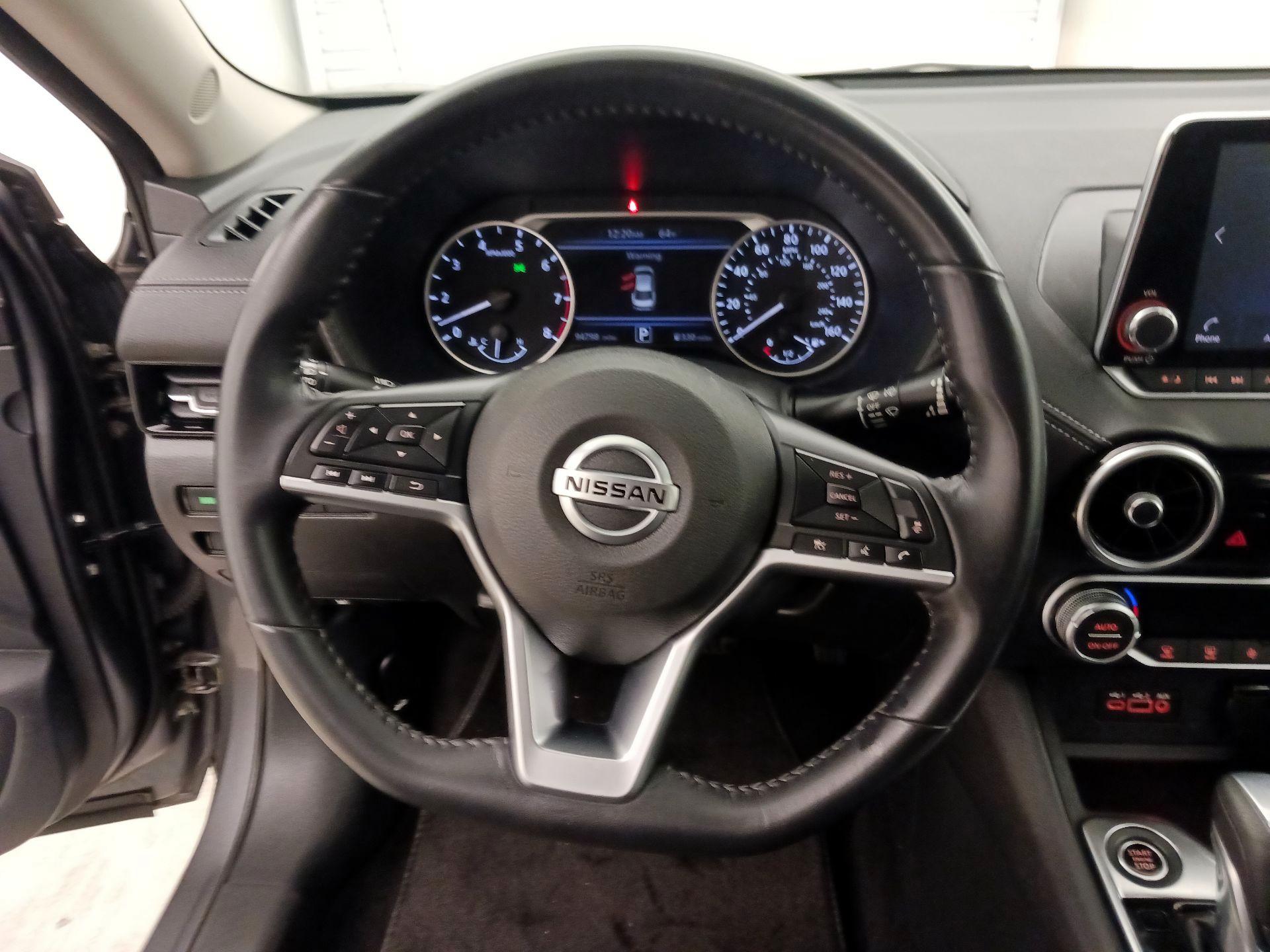Thumbnail: 2020 Nissan Sentra - 10