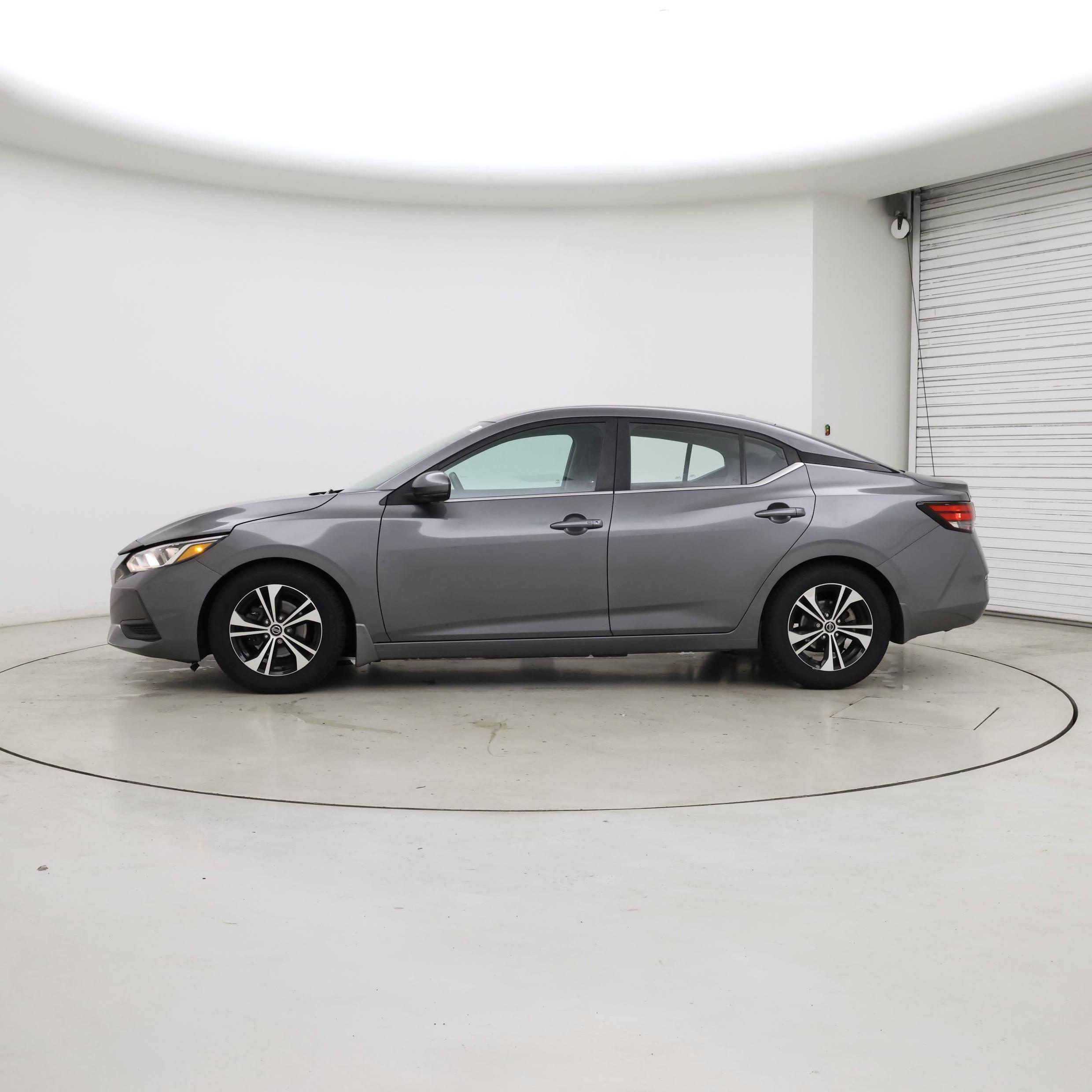 Thumbnail: 2020 Nissan Sentra - 3