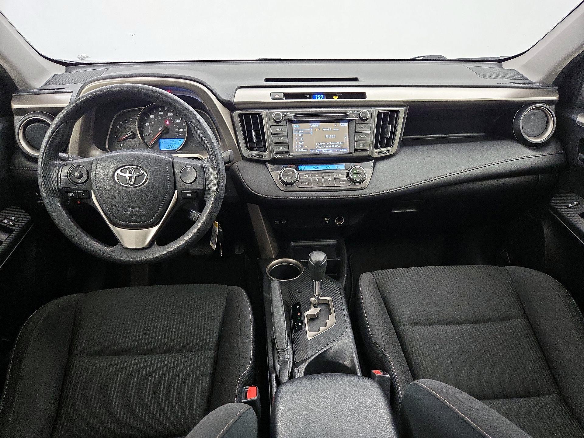 Thumbnail: 2015 Toyota RAV4 - 9
