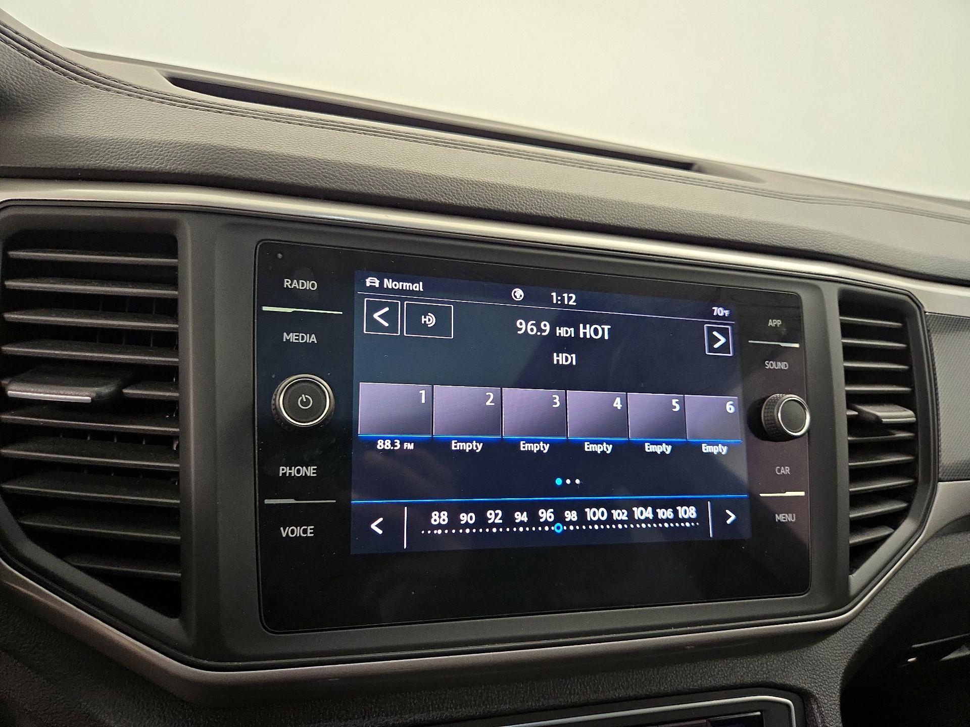 Thumbnail: 2020 Volkswagen Atlas - 15