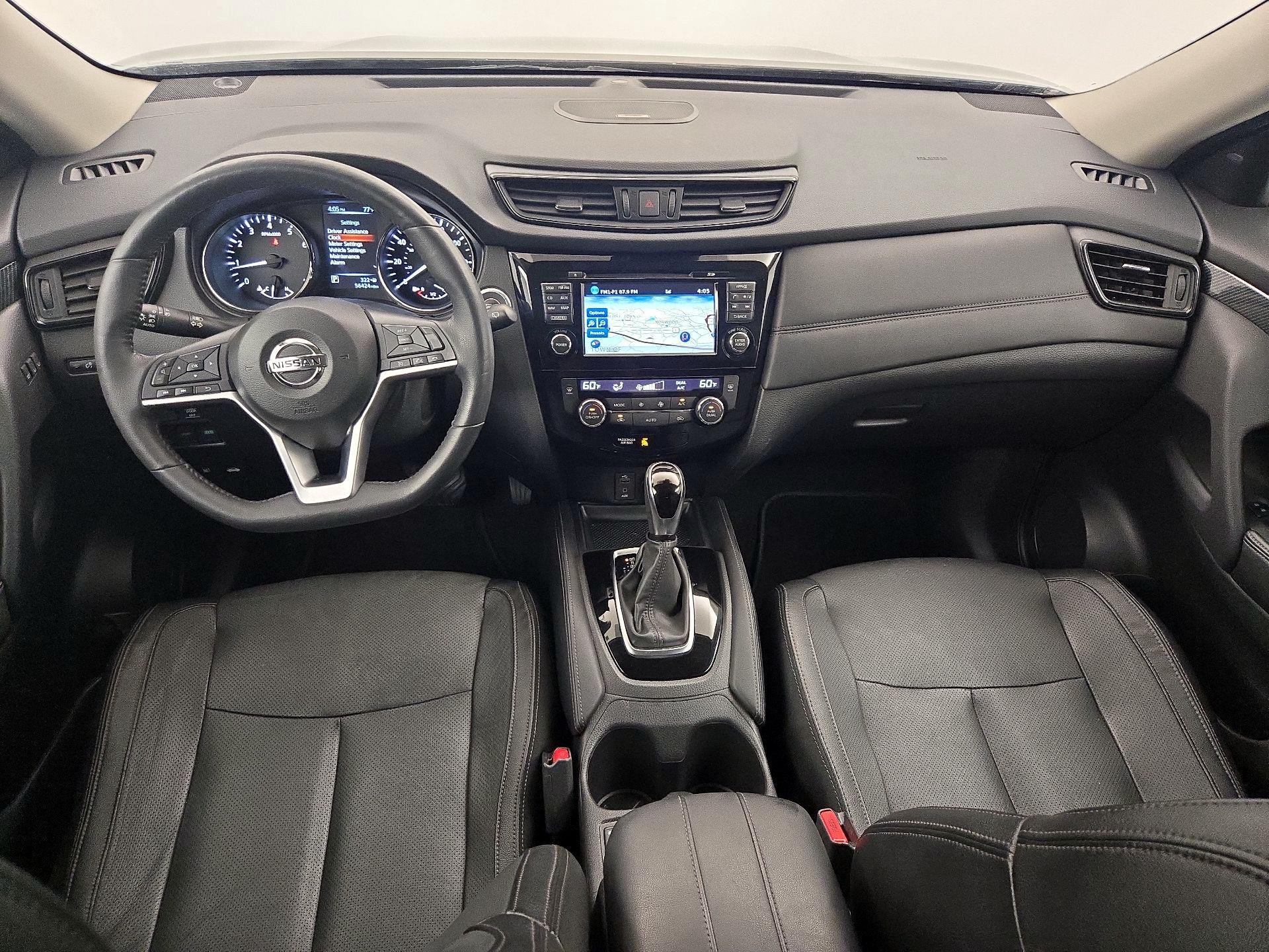 Thumbnail: 2017 Nissan Rogue - 9