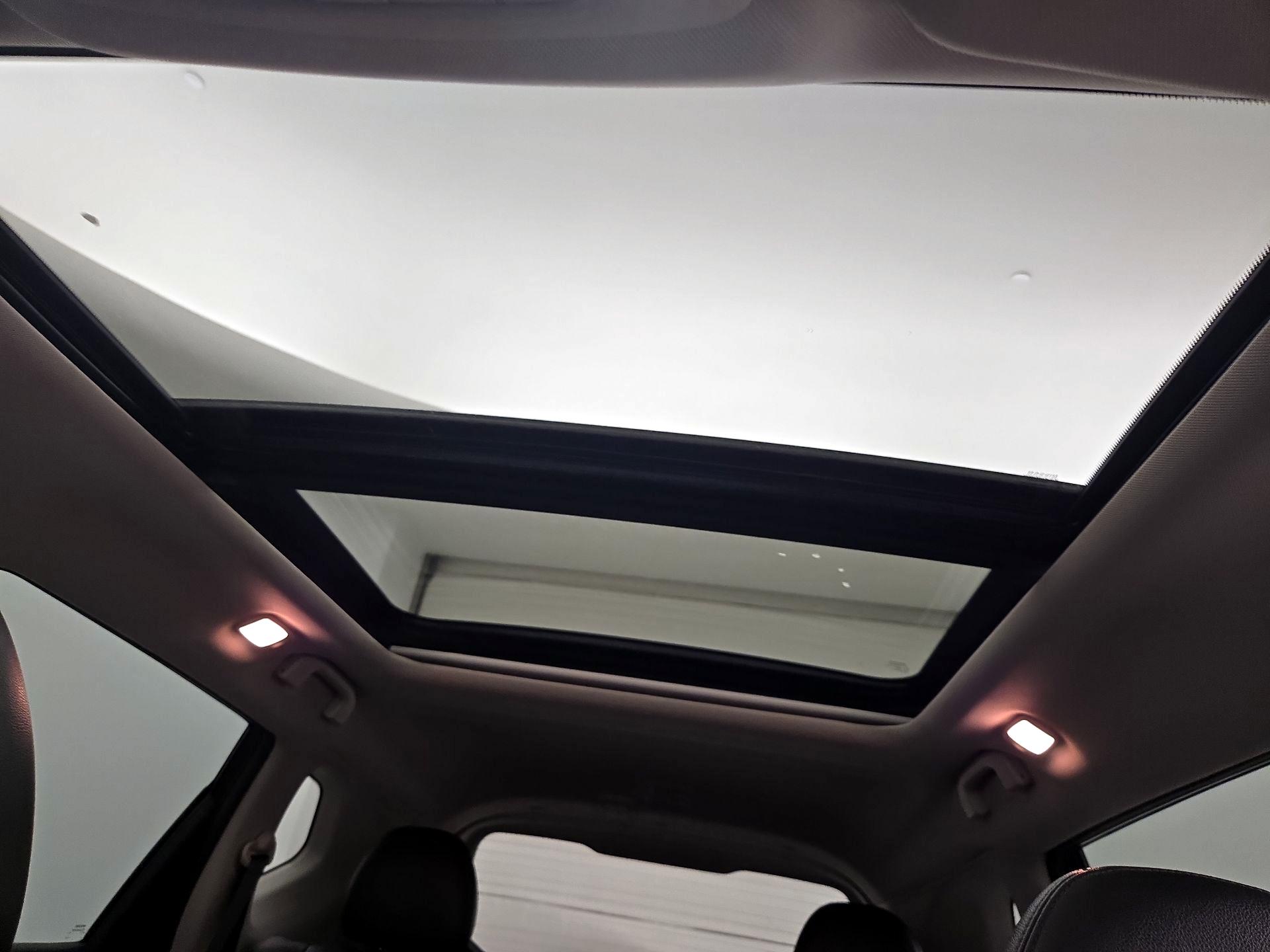 Thumbnail: 2017 Nissan Rogue - 20