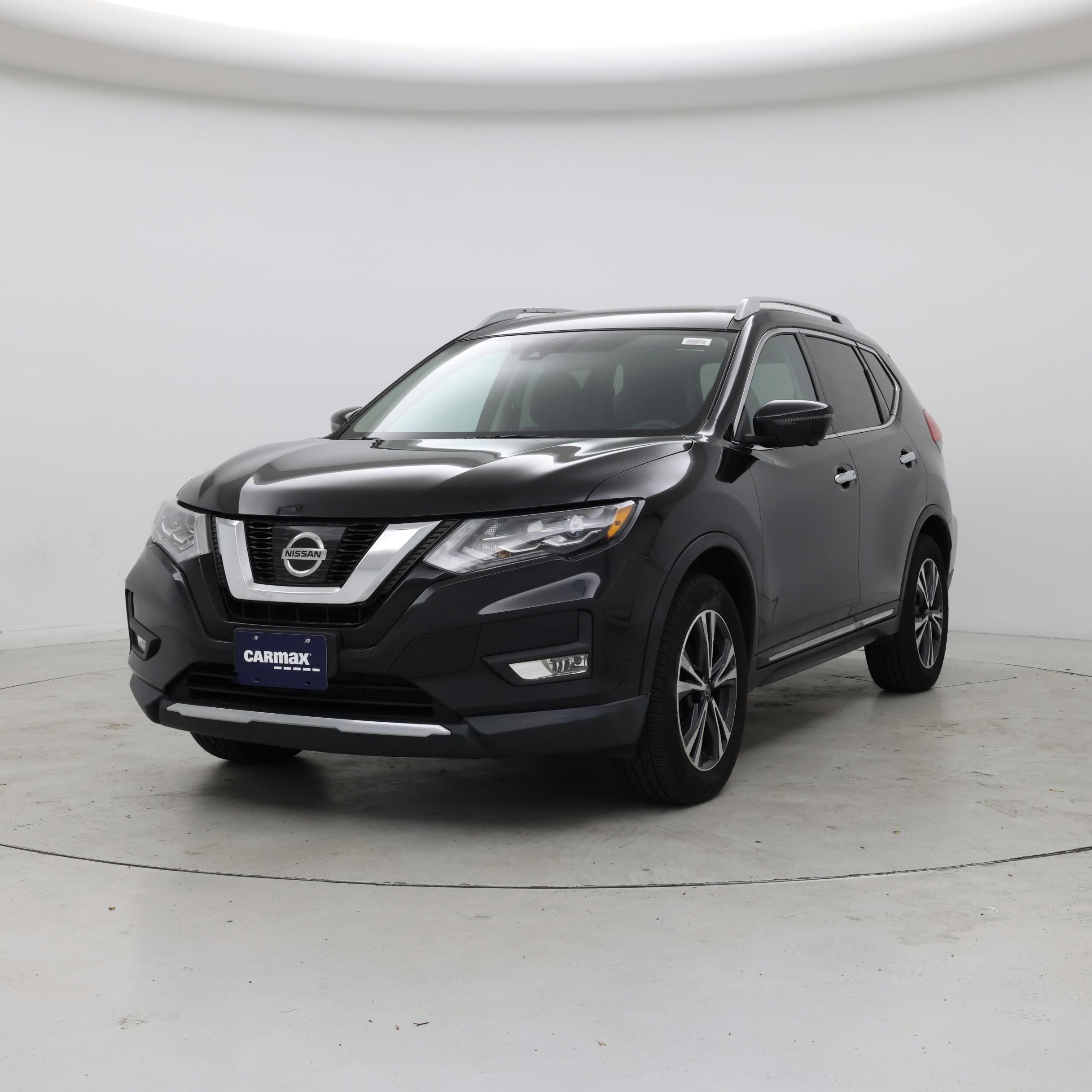 Thumbnail: 2017 Nissan Rogue - 4