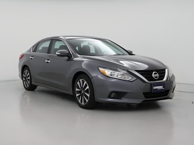 Gray 2017 Nissan Altima SV
