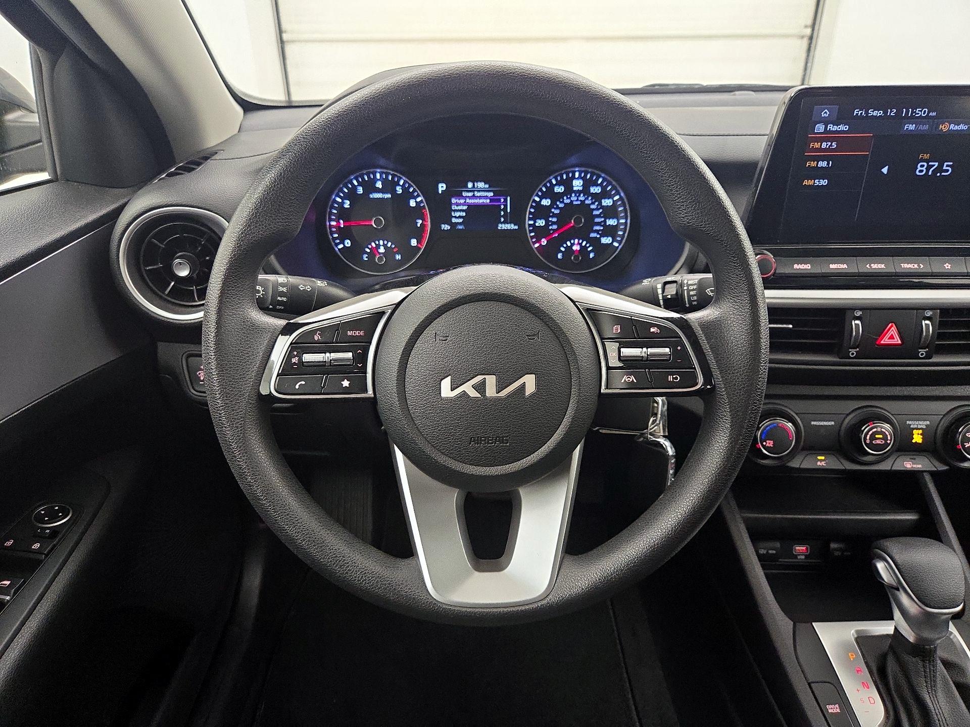 Thumbnail: 2022 Kia Forte - 10