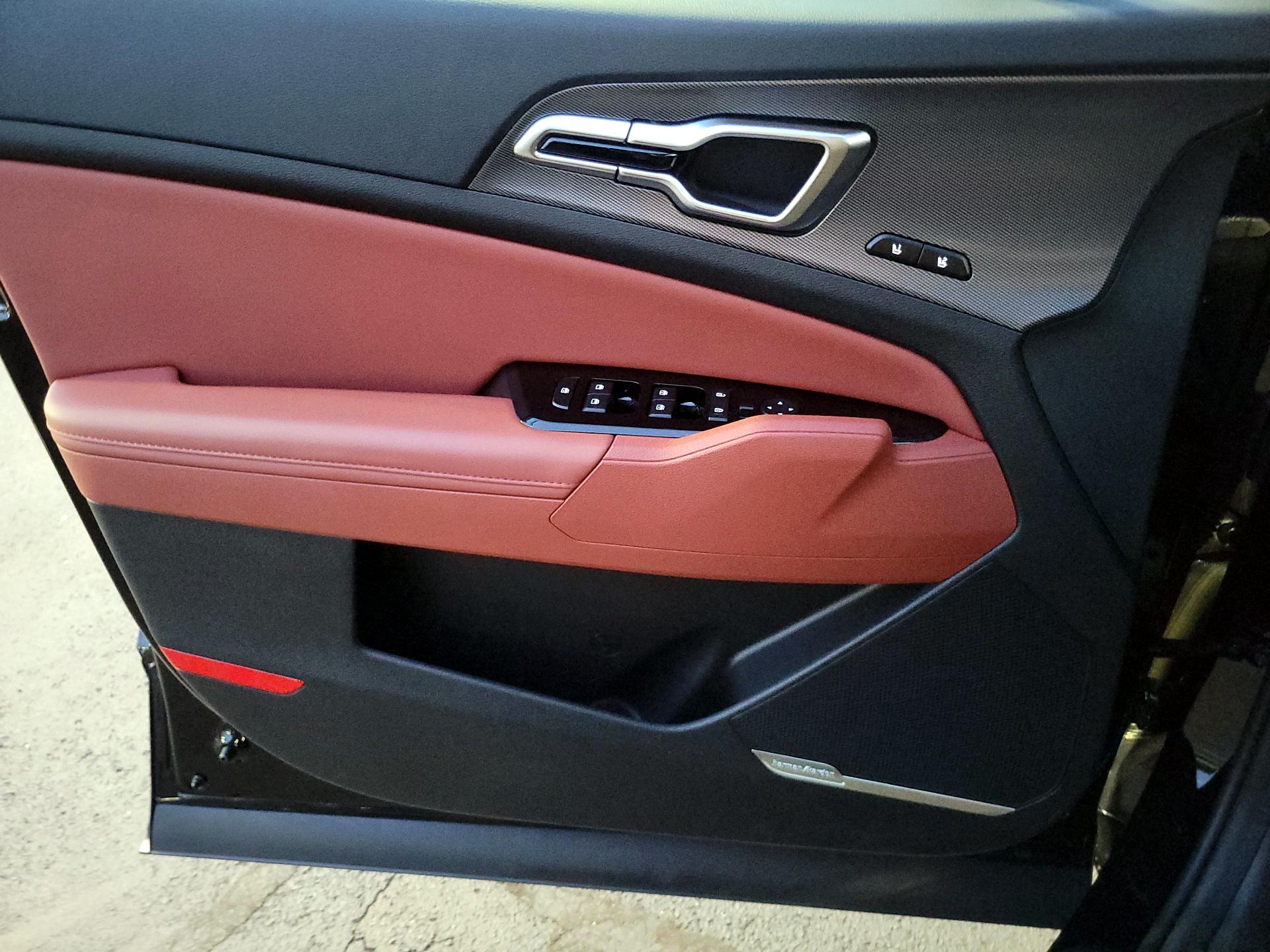 Thumbnail: 2025 Kia Sportage - 10