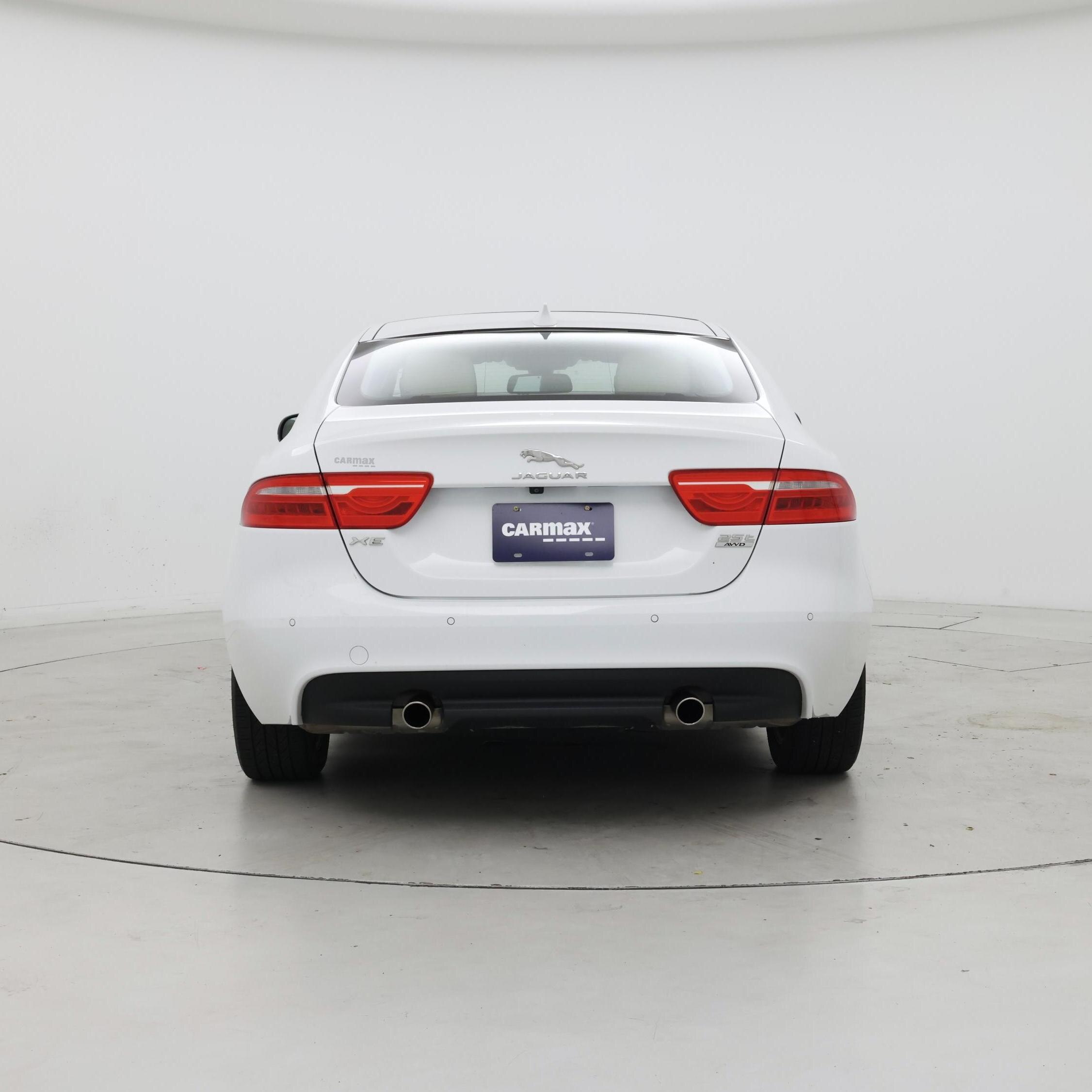 Thumbnail: 2018 Jaguar XE - 6