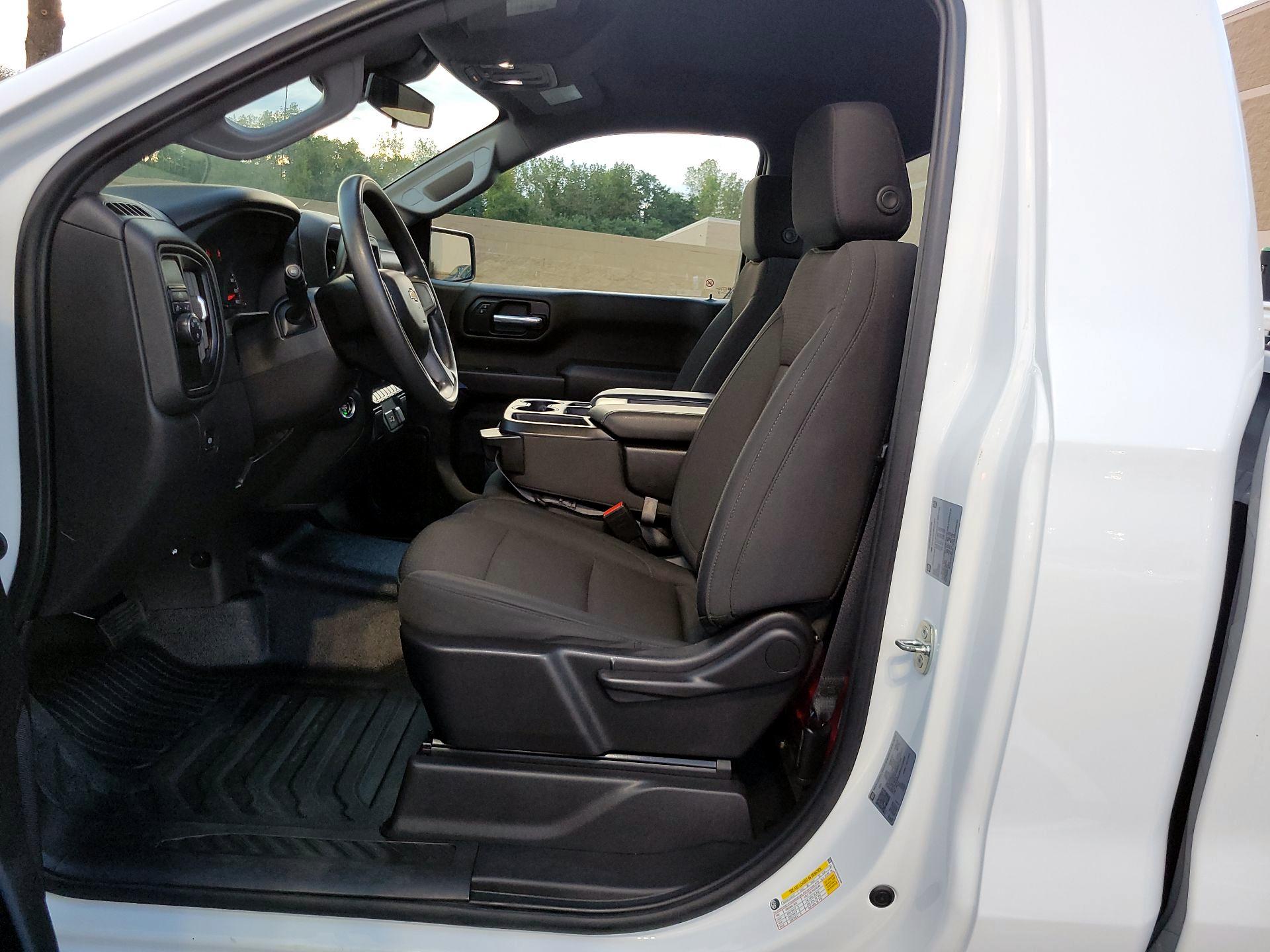 Thumbnail: 2024 Chevrolet Silverado 1500 - 9