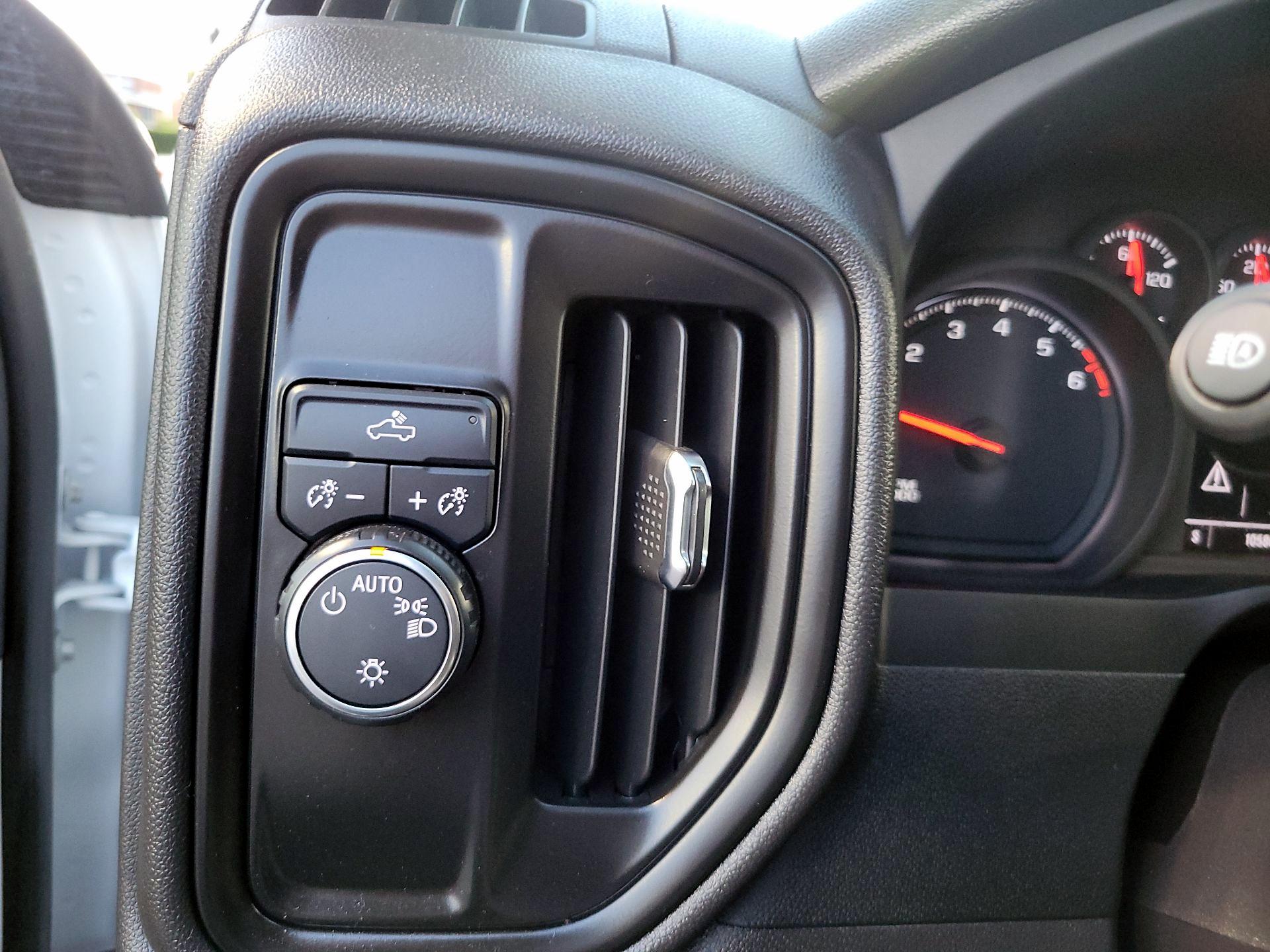 Thumbnail: 2024 Chevrolet Silverado 1500 - 11