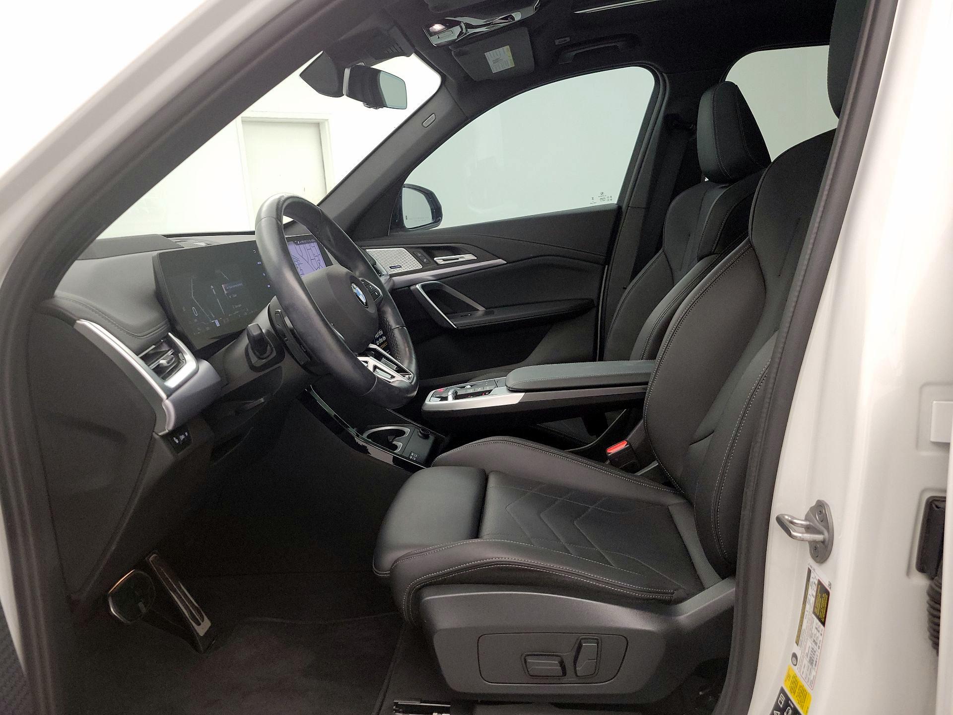 Thumbnail: 2023 BMW X1 - 11