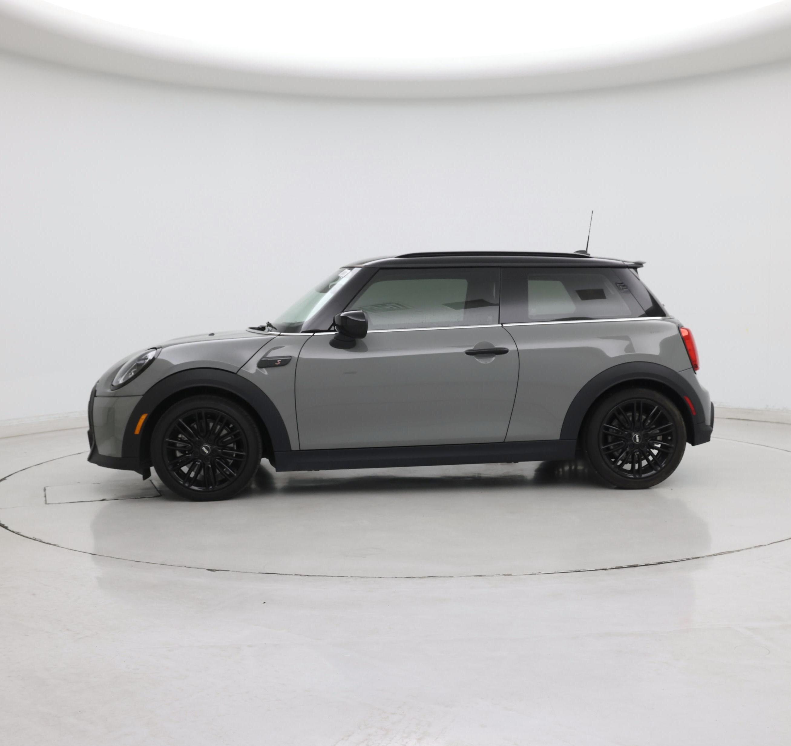 Thumbnail: 2022 MINI Cooper Hardtop - 3