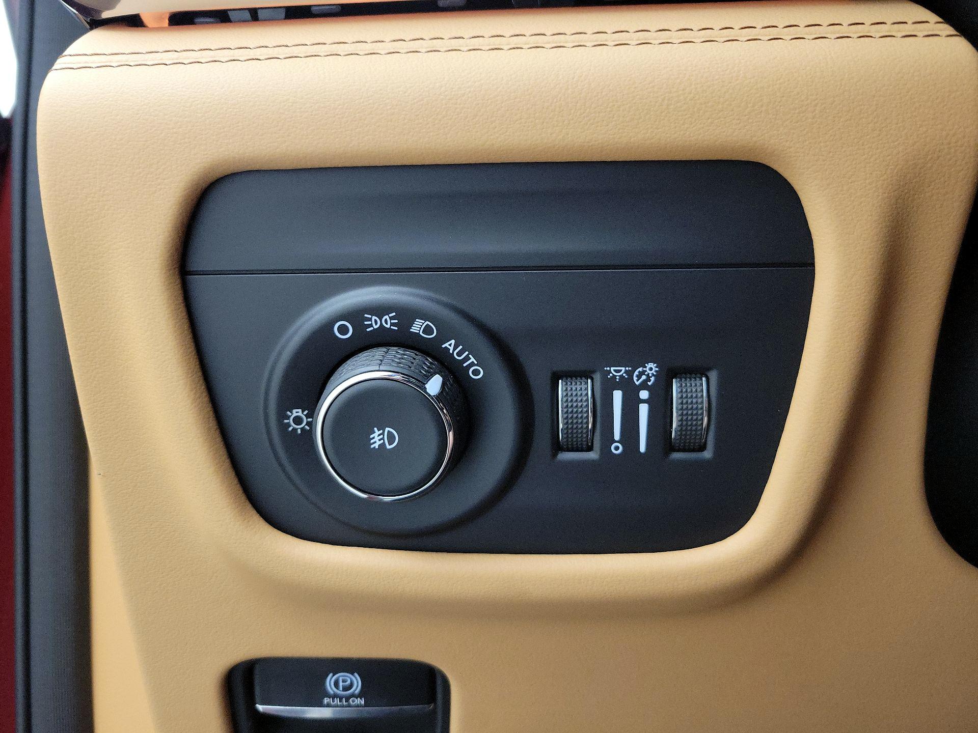 Thumbnail: 2023 Jeep Grand Cherokee - 13