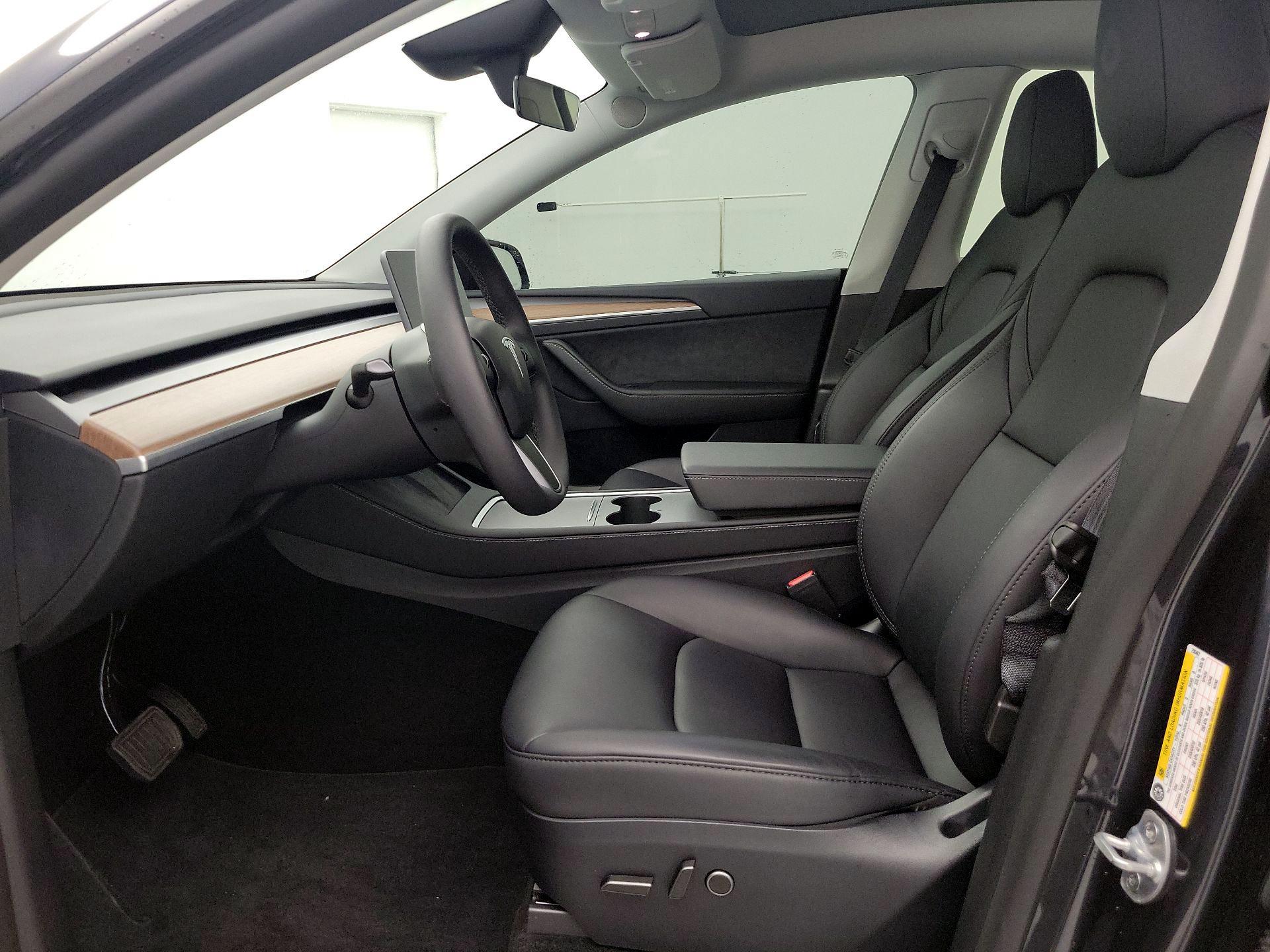 Thumbnail: 2025 Tesla Model Y - 11