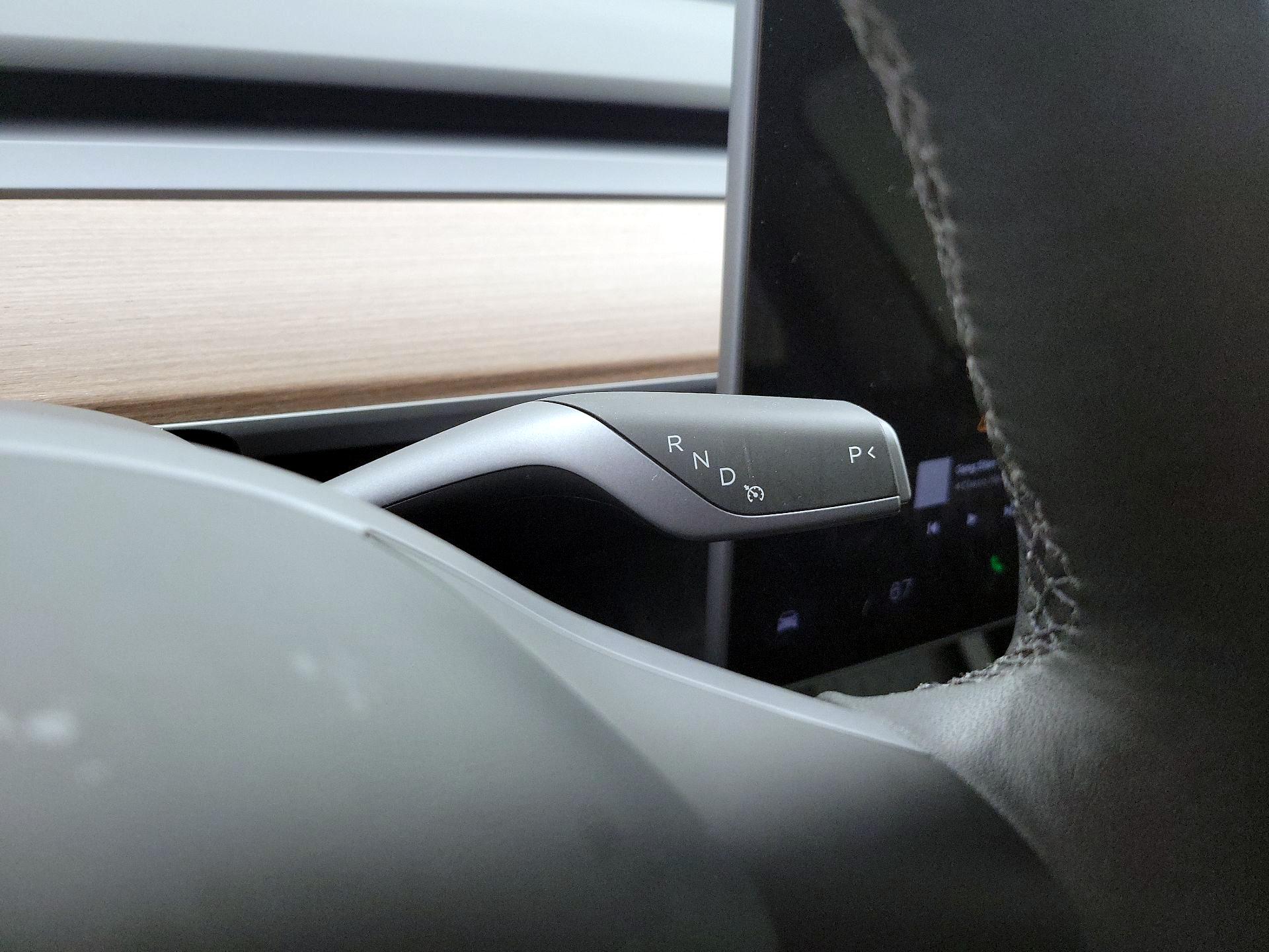 Thumbnail: 2025 Tesla Model Y - 17