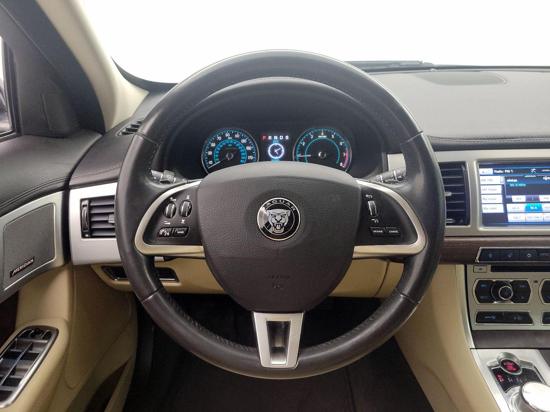 Thumbnail: 2015 Jaguar XF - 10