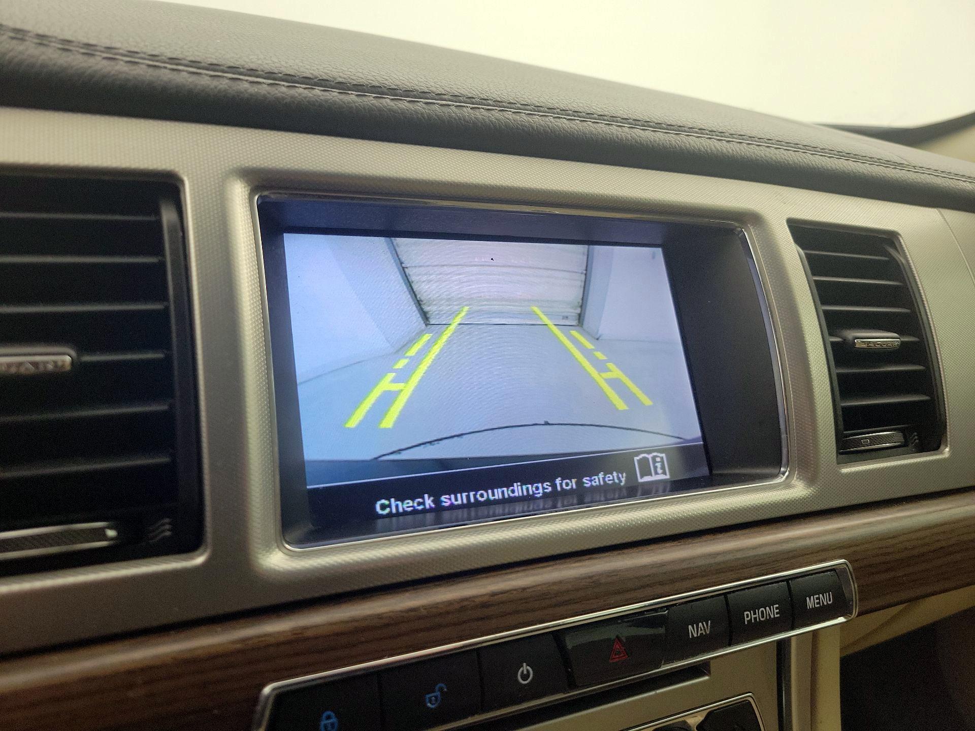 Thumbnail: 2015 Jaguar XF - 14