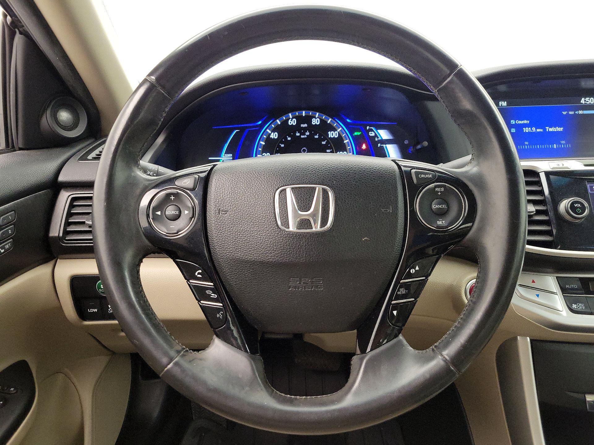 Thumbnail: 2015 Honda Accord - 10