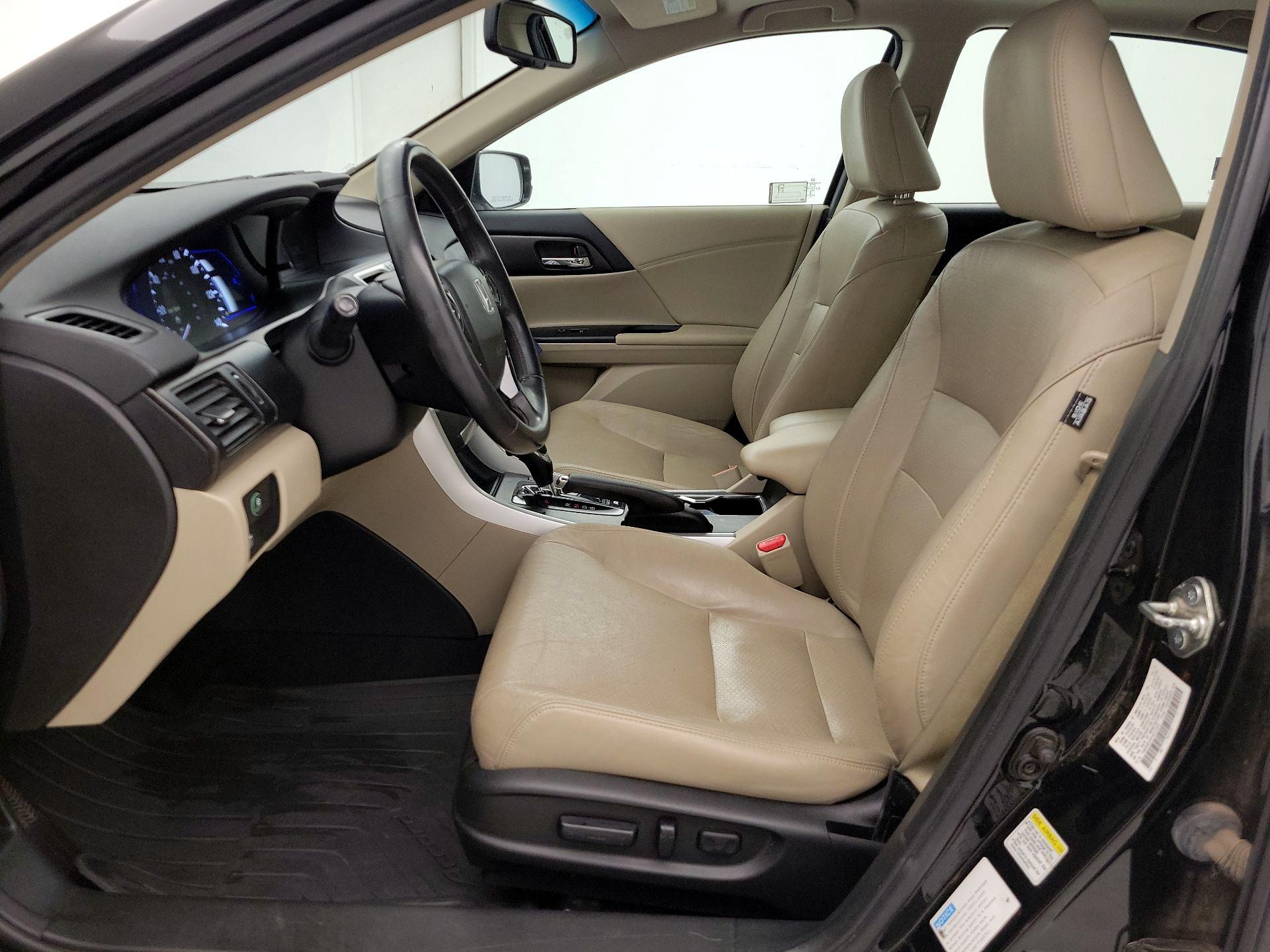 Thumbnail: 2015 Honda Accord - 11