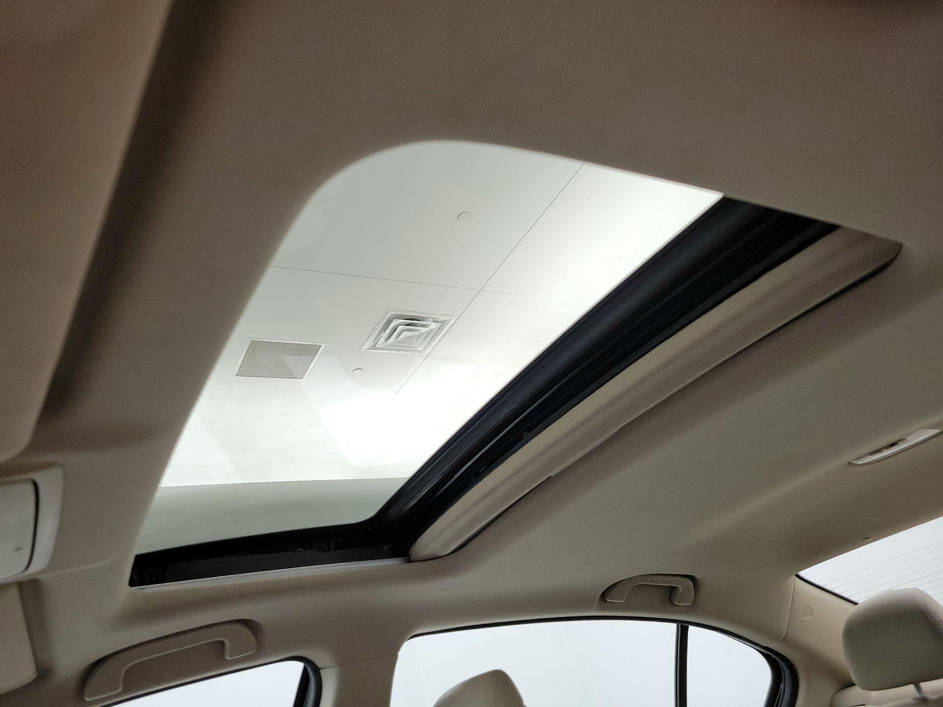 Thumbnail: 2015 Honda Accord - 19