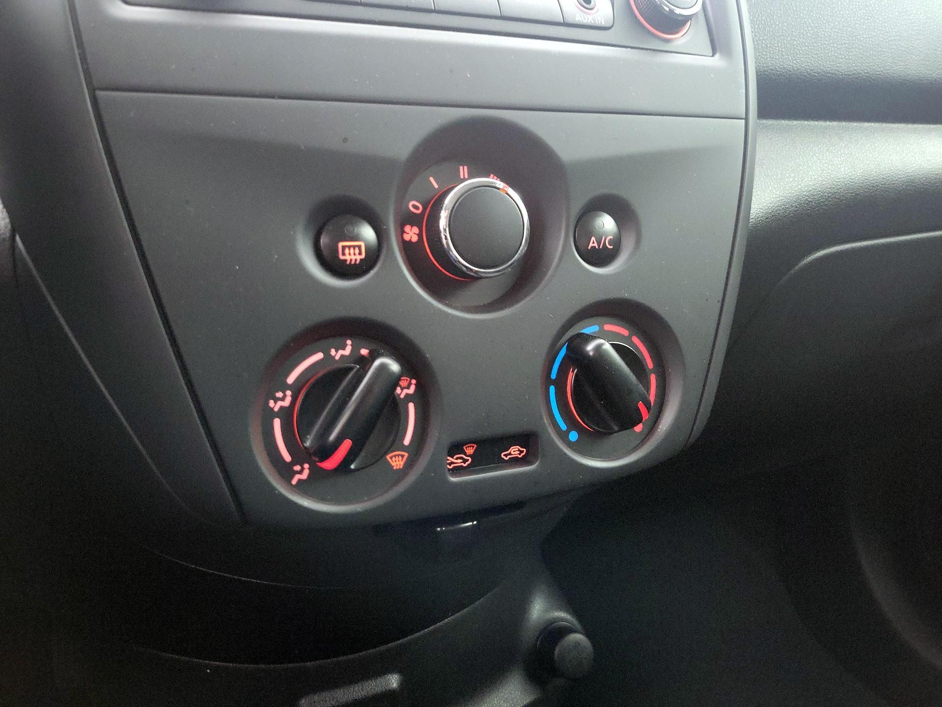 Thumbnail: 2018 Nissan Versa - 15