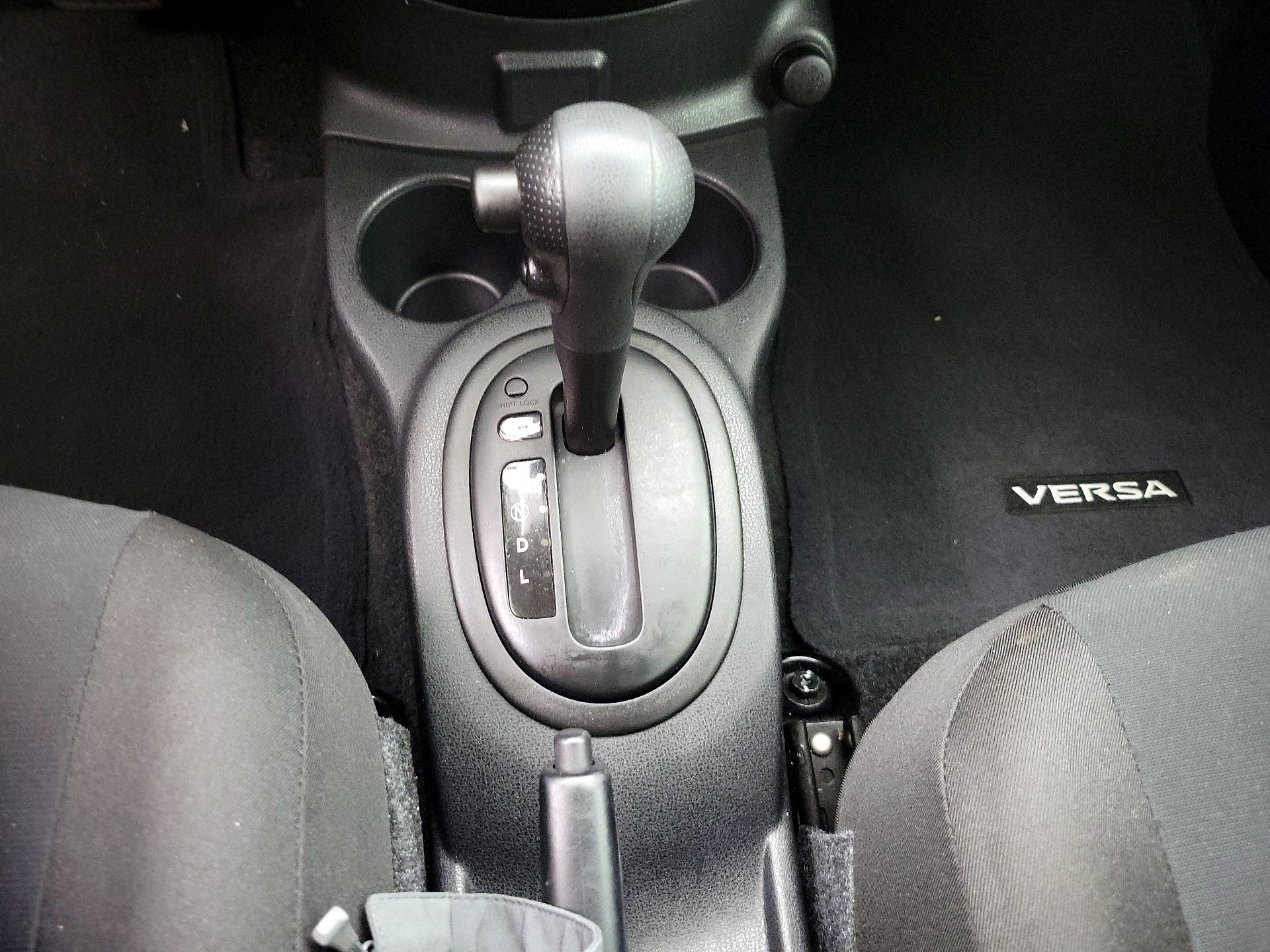 Thumbnail: 2018 Nissan Versa - 16