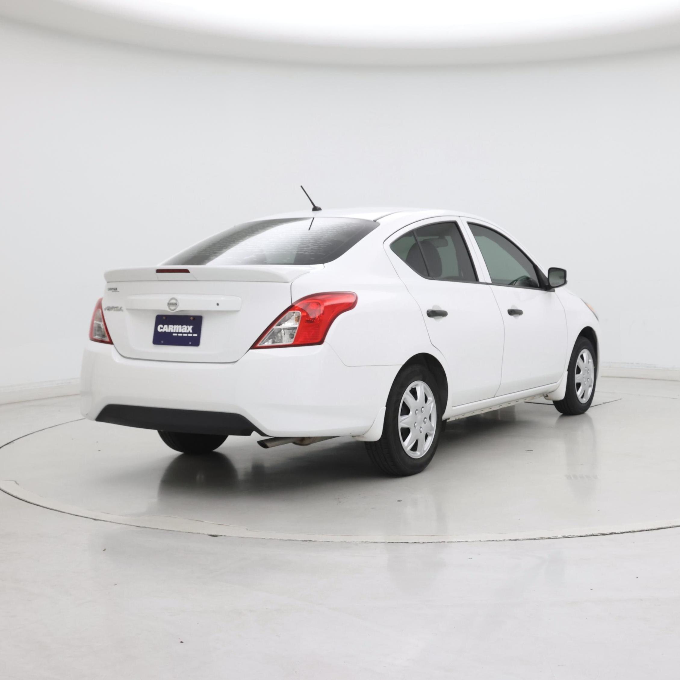 Thumbnail: 2018 Nissan Versa - 8