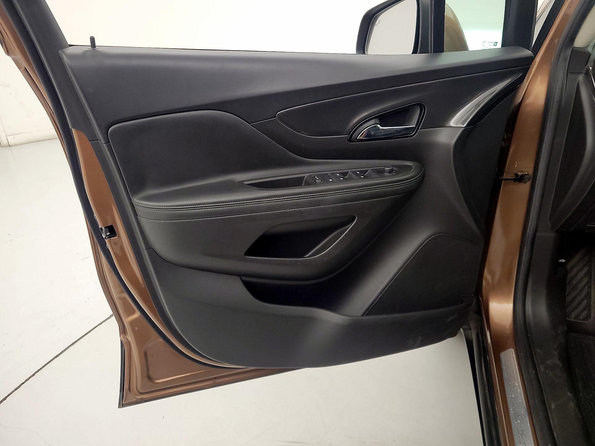 Thumbnail: 2017 Buick Encore - 10