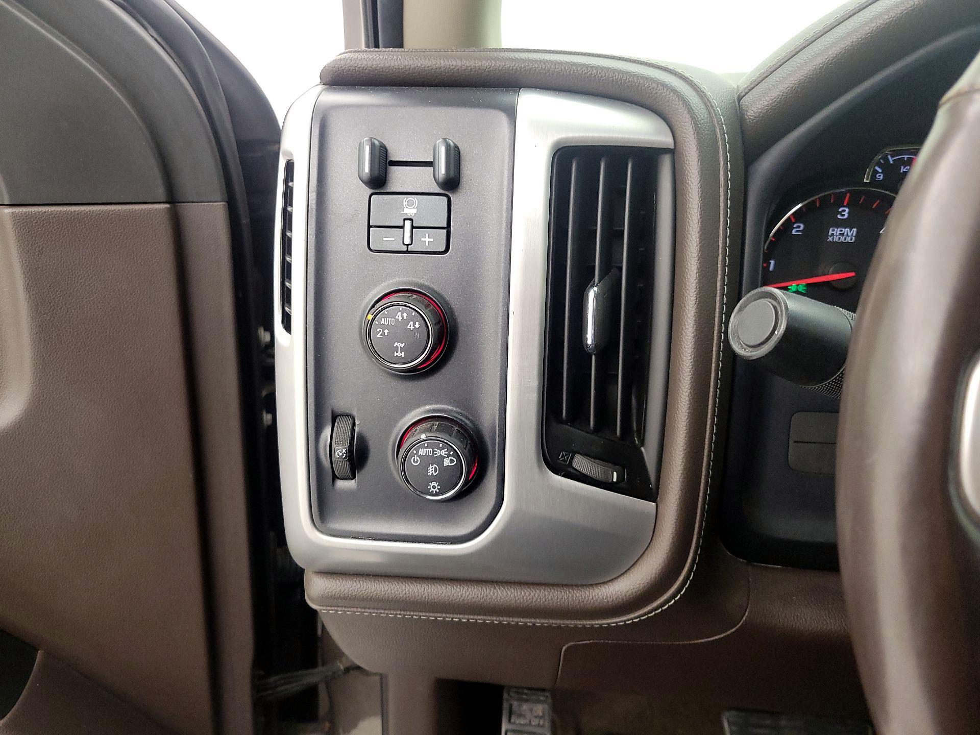 Thumbnail: 2015 GMC Sierra 1500 - 11