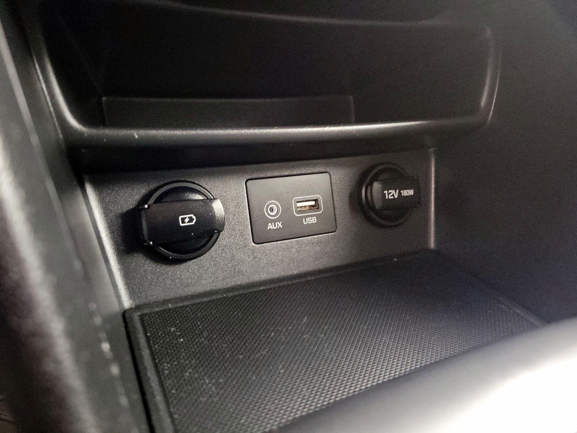 Thumbnail: 2020 Hyundai Kona - 18