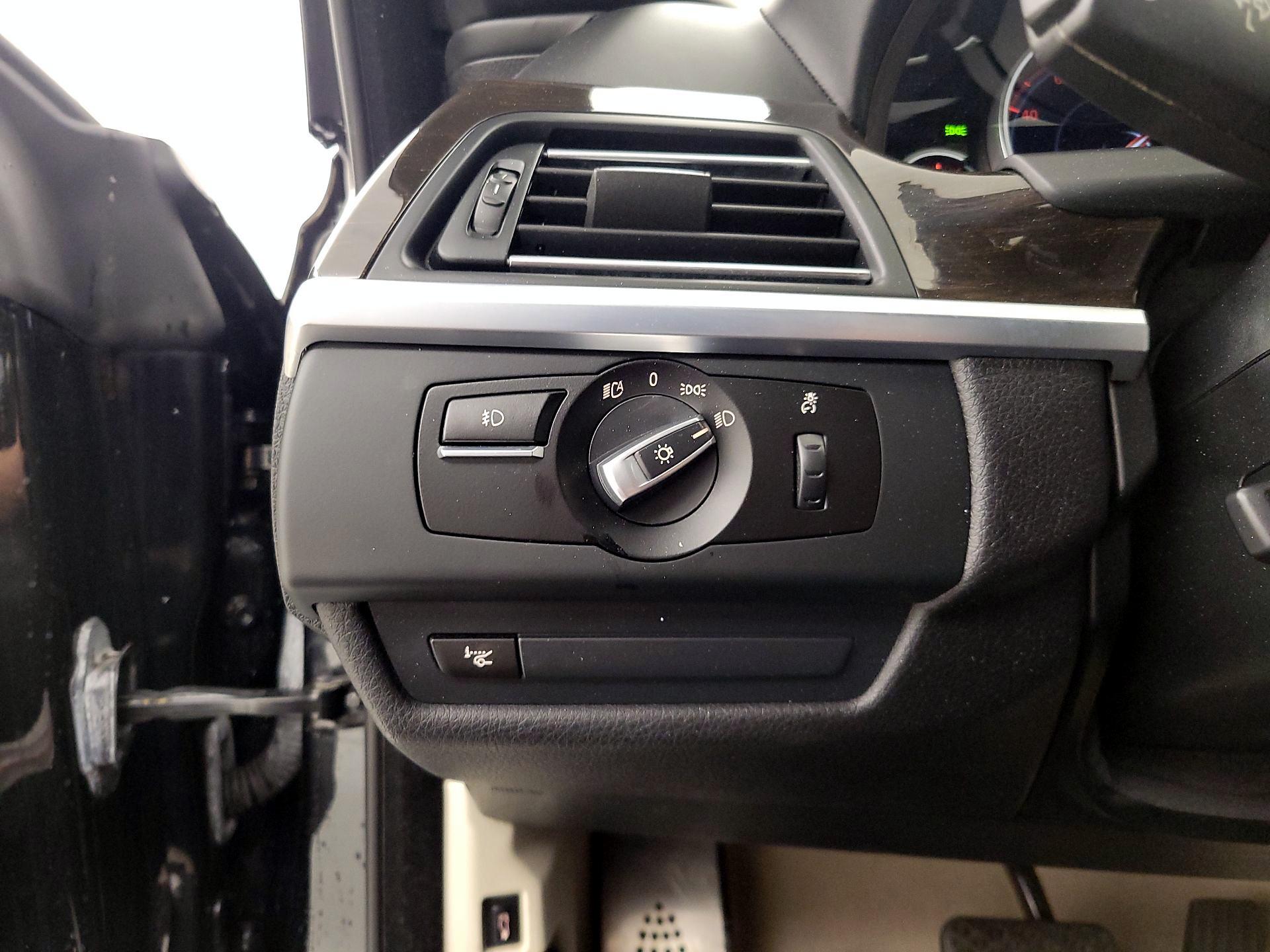 Thumbnail: 2015 BMW 6 Series - 13