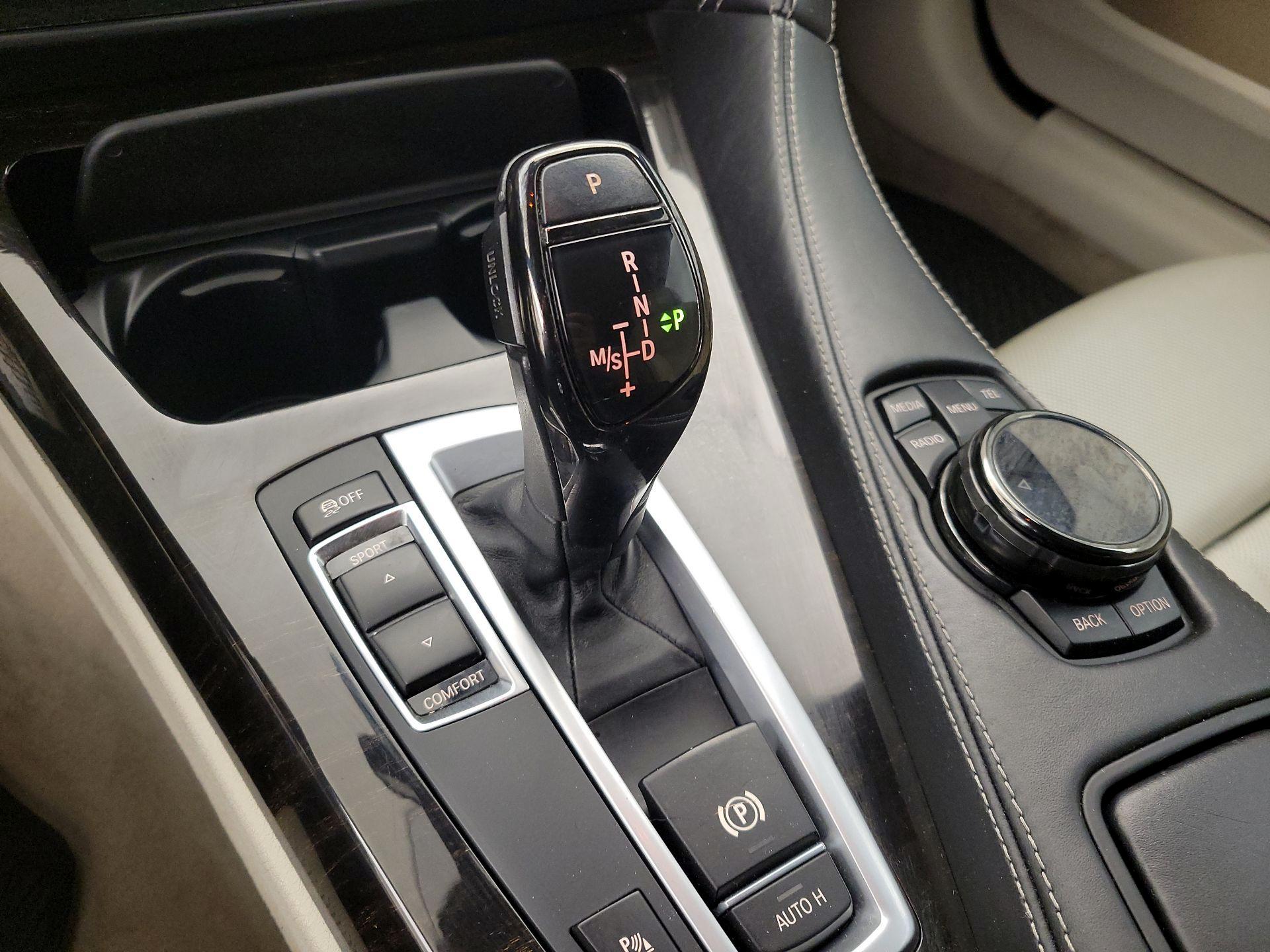 Thumbnail: 2015 BMW 6 Series - 18