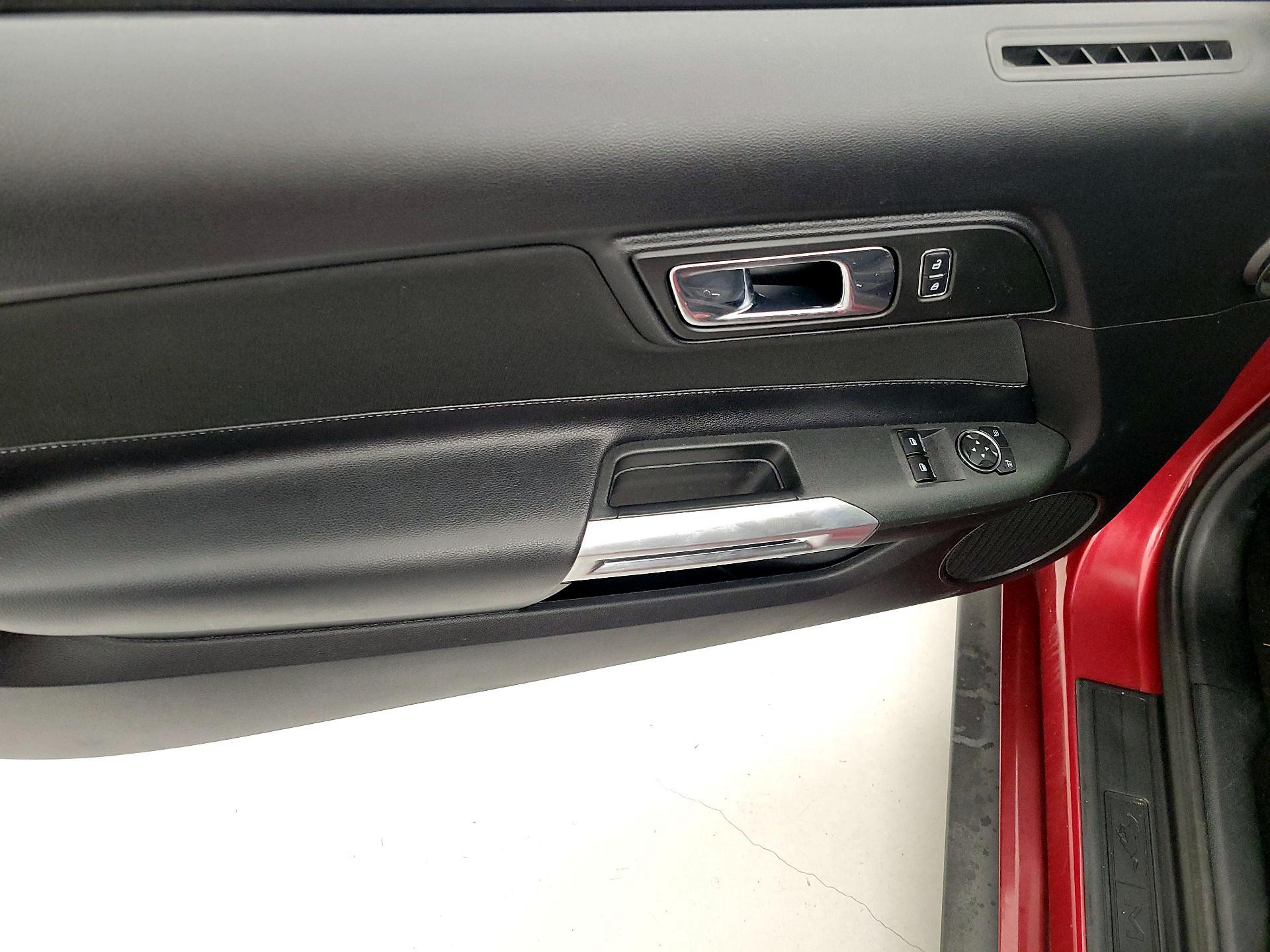 Thumbnail: 2016 Ford Mustang - 12