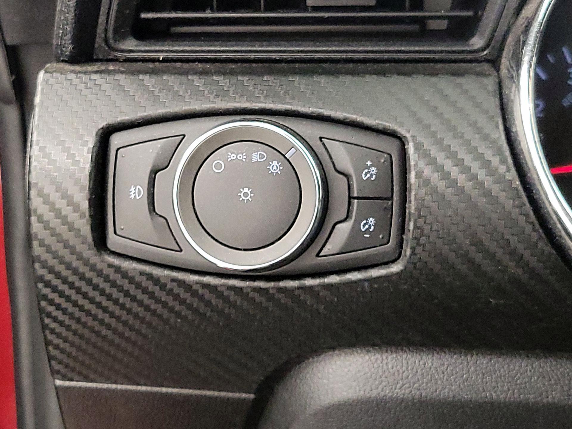 Thumbnail: 2016 Ford Mustang - 13