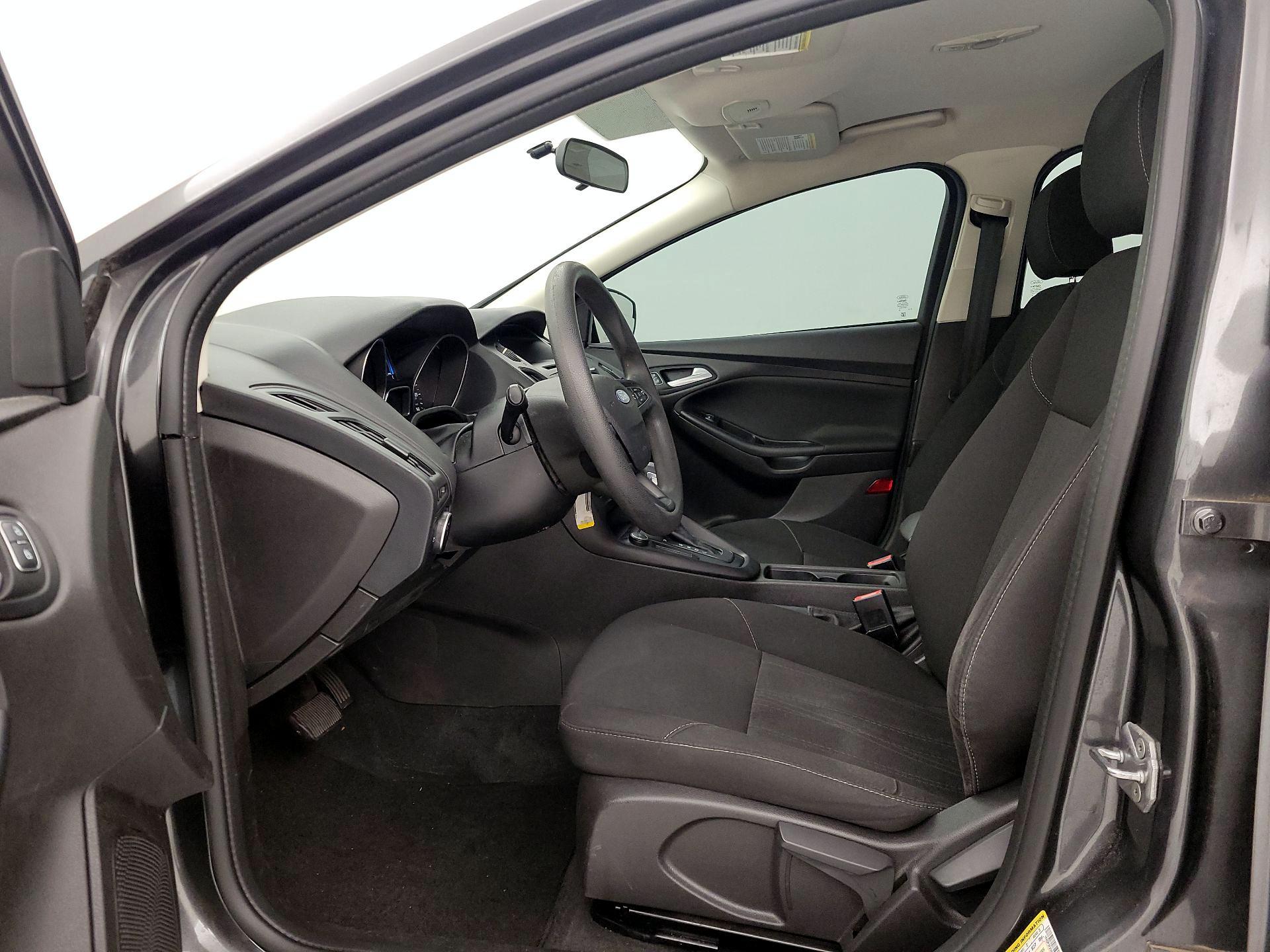 Thumbnail: 2017 Ford Focus - 11