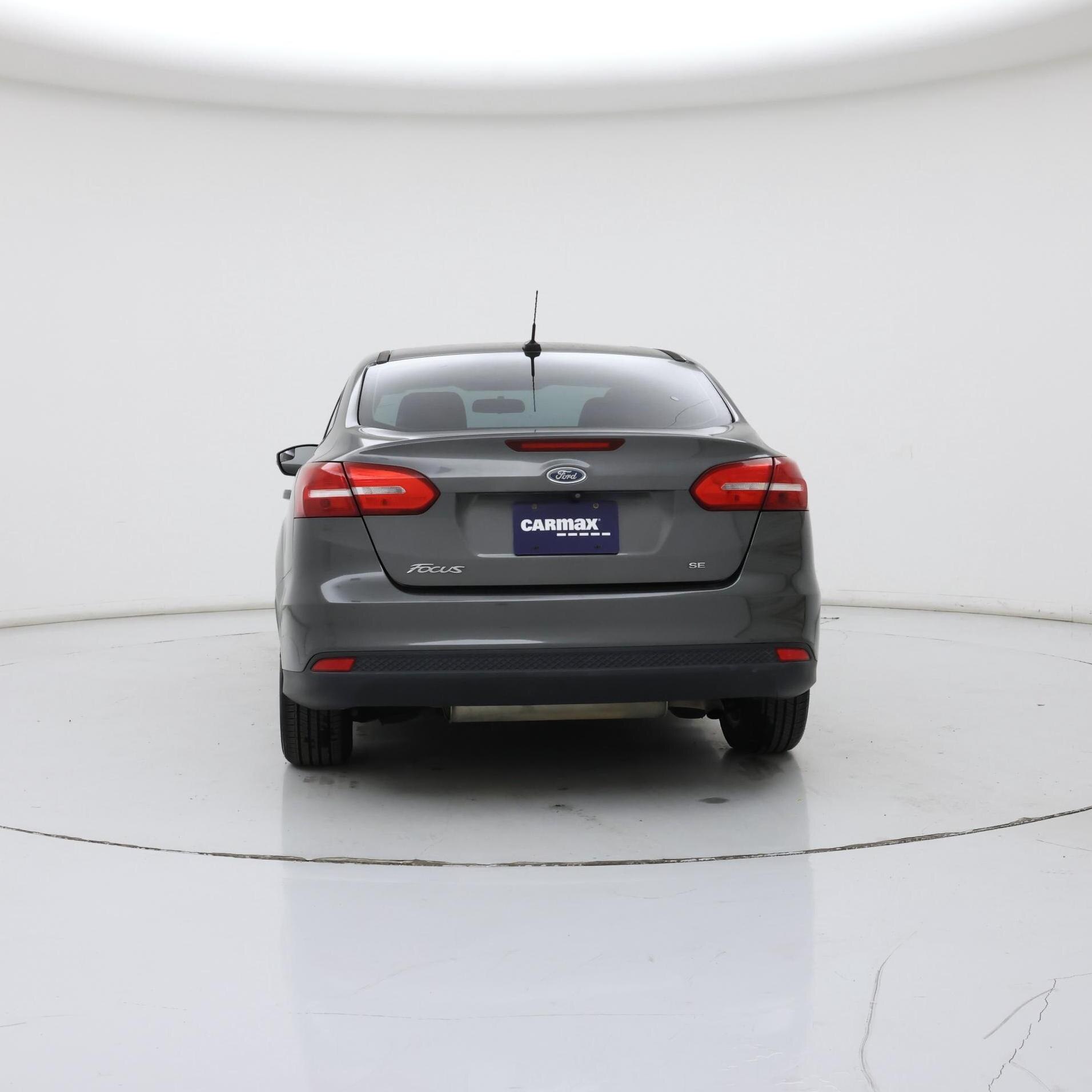 Thumbnail: 2017 Ford Focus - 6