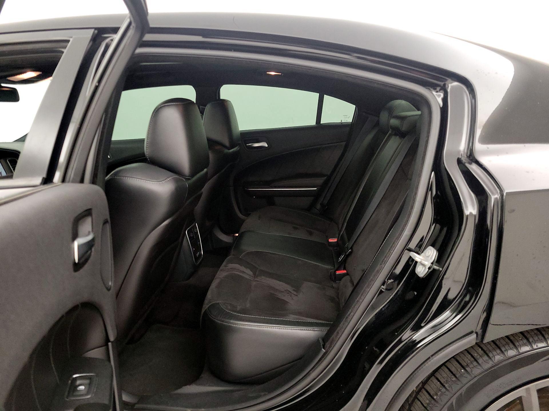 Thumbnail: 2016 Dodge Charger - 18