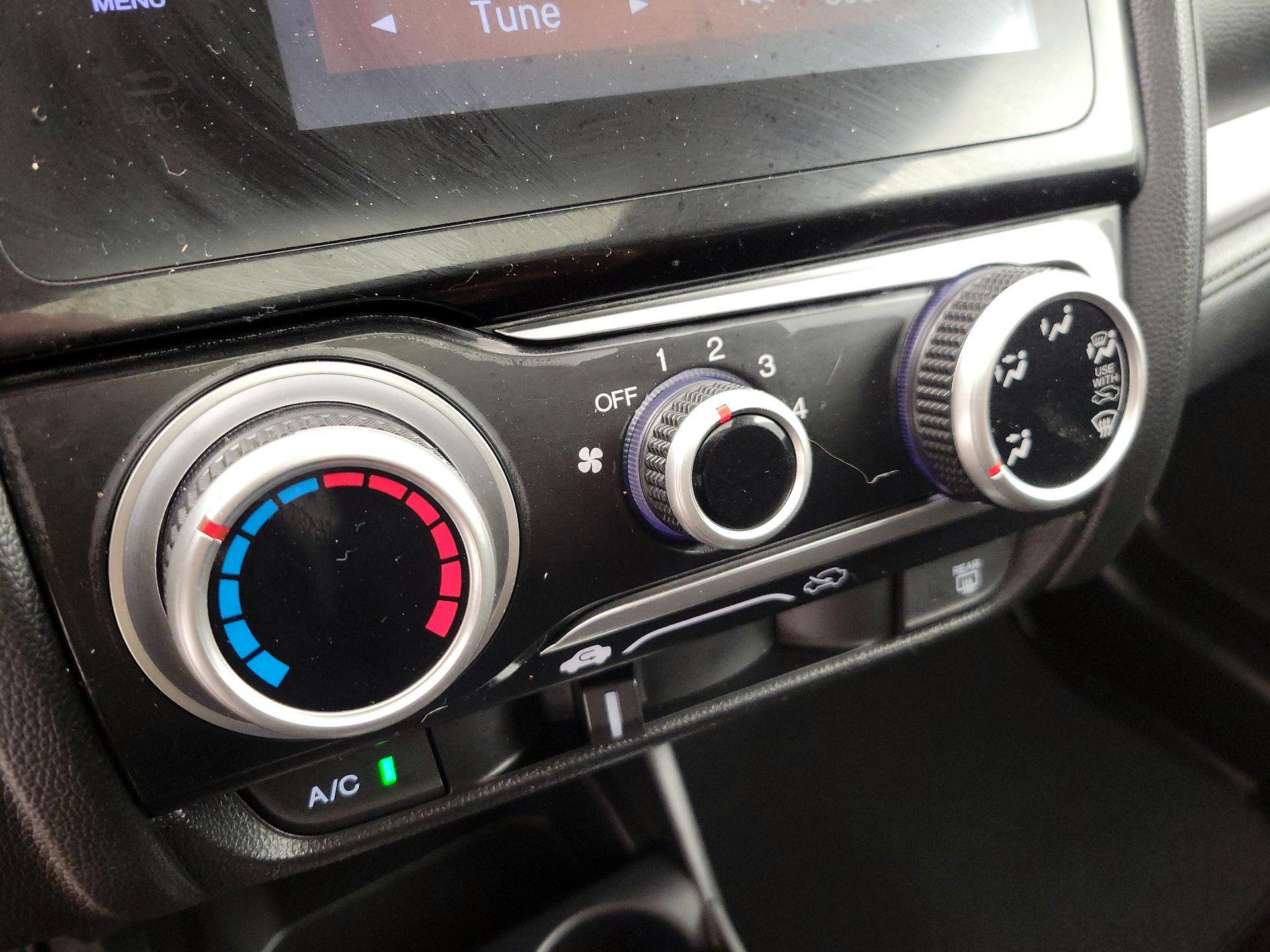 Thumbnail: 2015 Honda Fit - 16