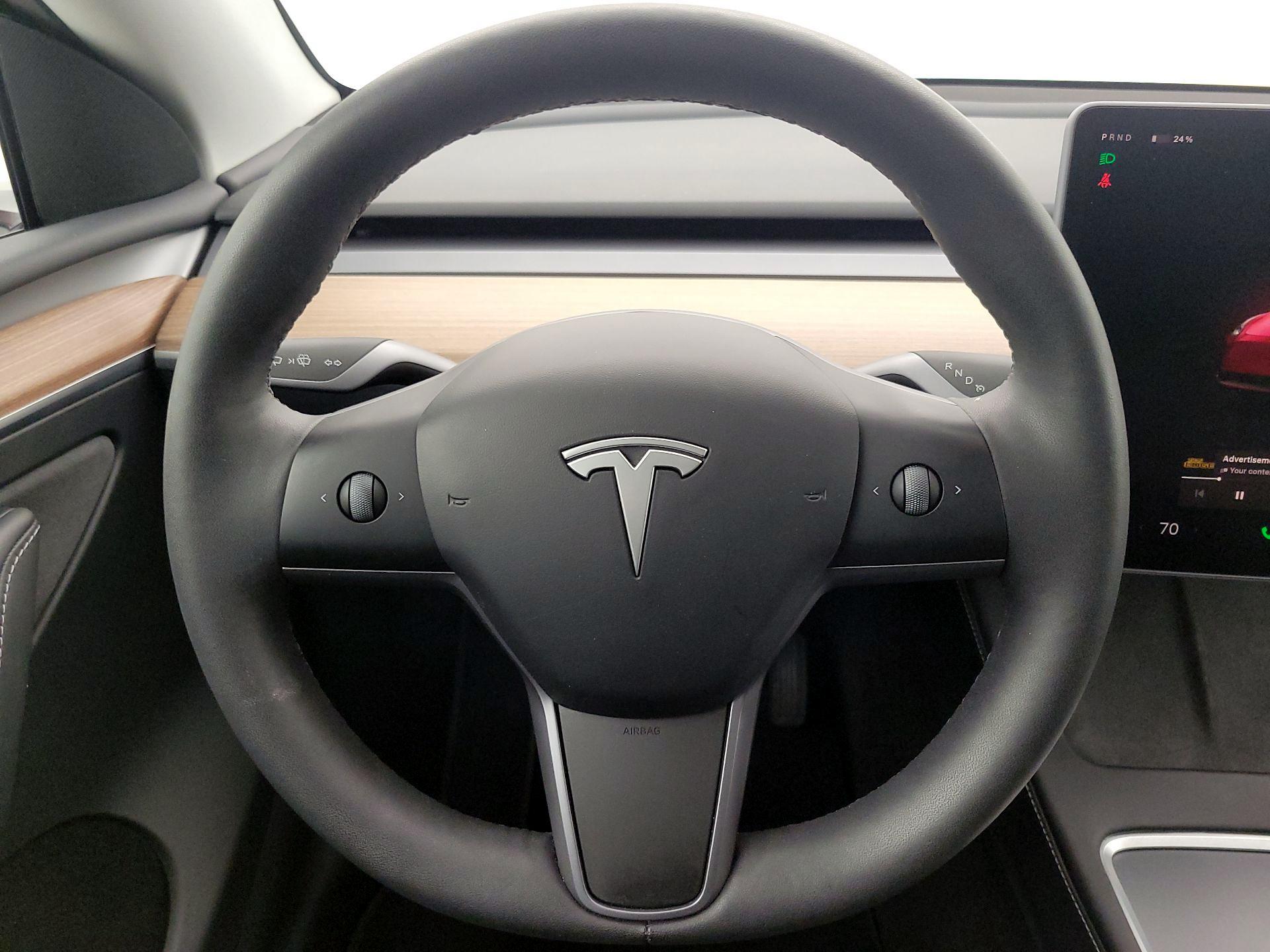 Thumbnail: 2025 Tesla Model Y - 10