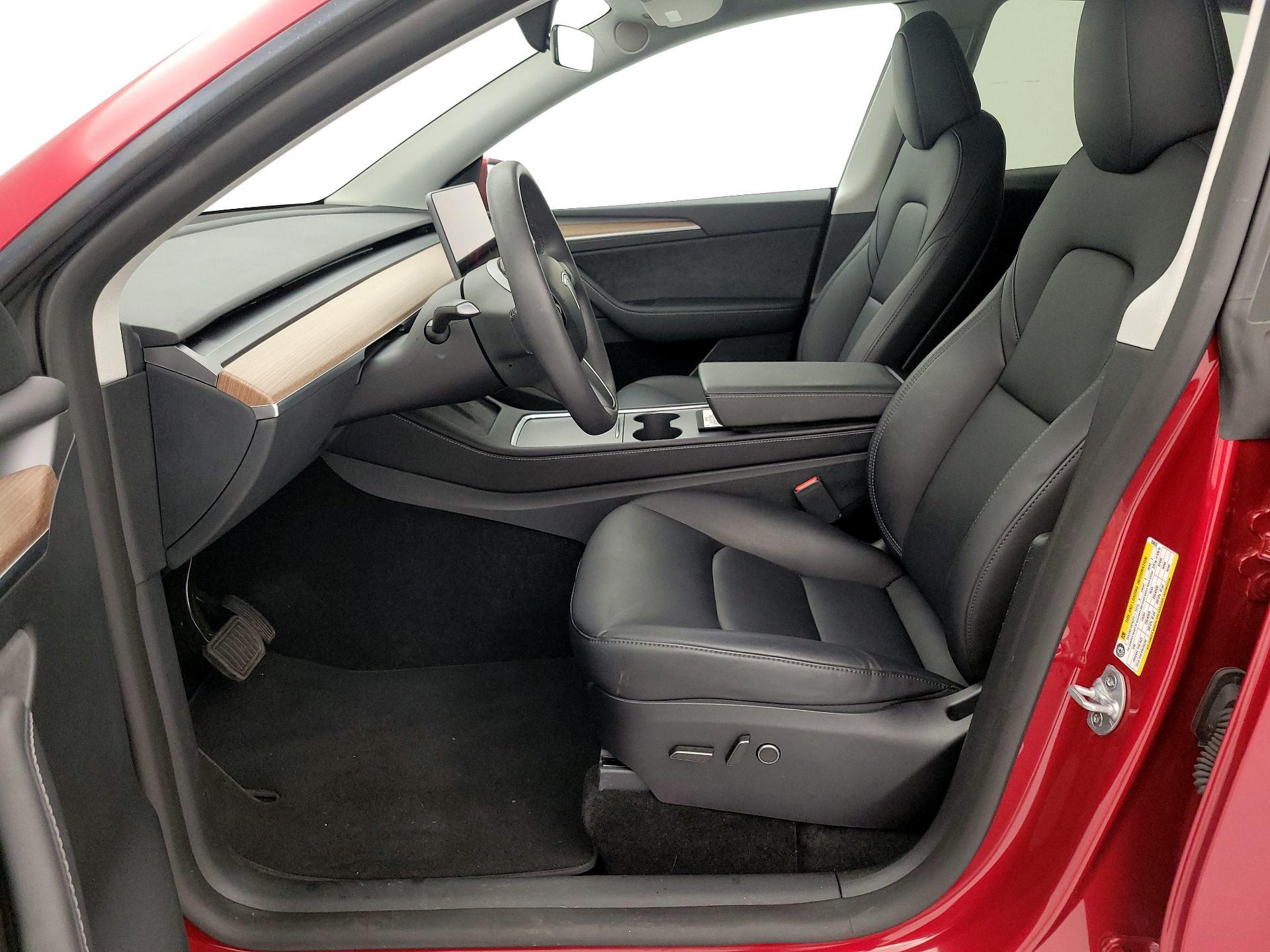 Thumbnail: 2025 Tesla Model Y - 11