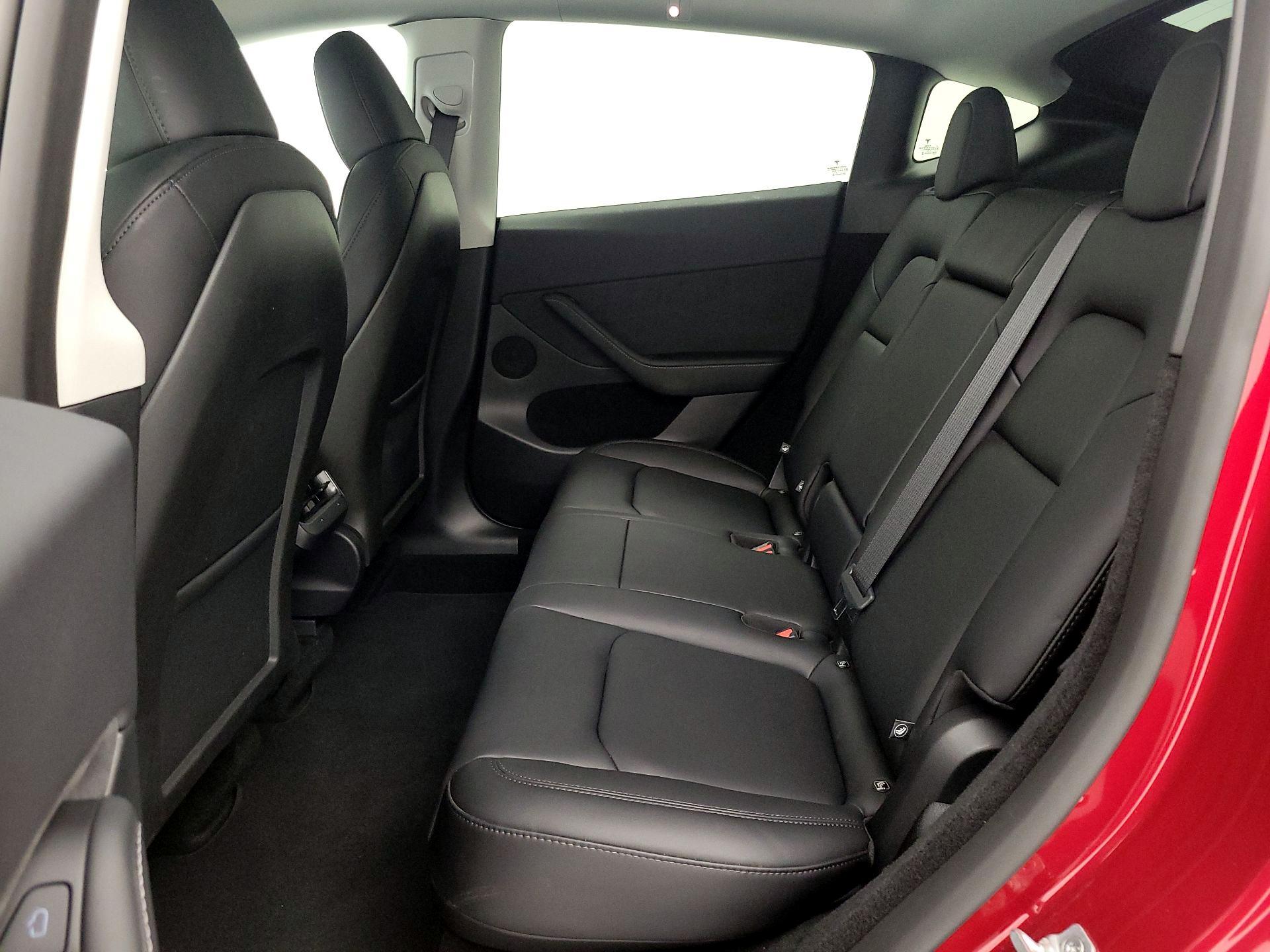 Thumbnail: 2025 Tesla Model Y - 18