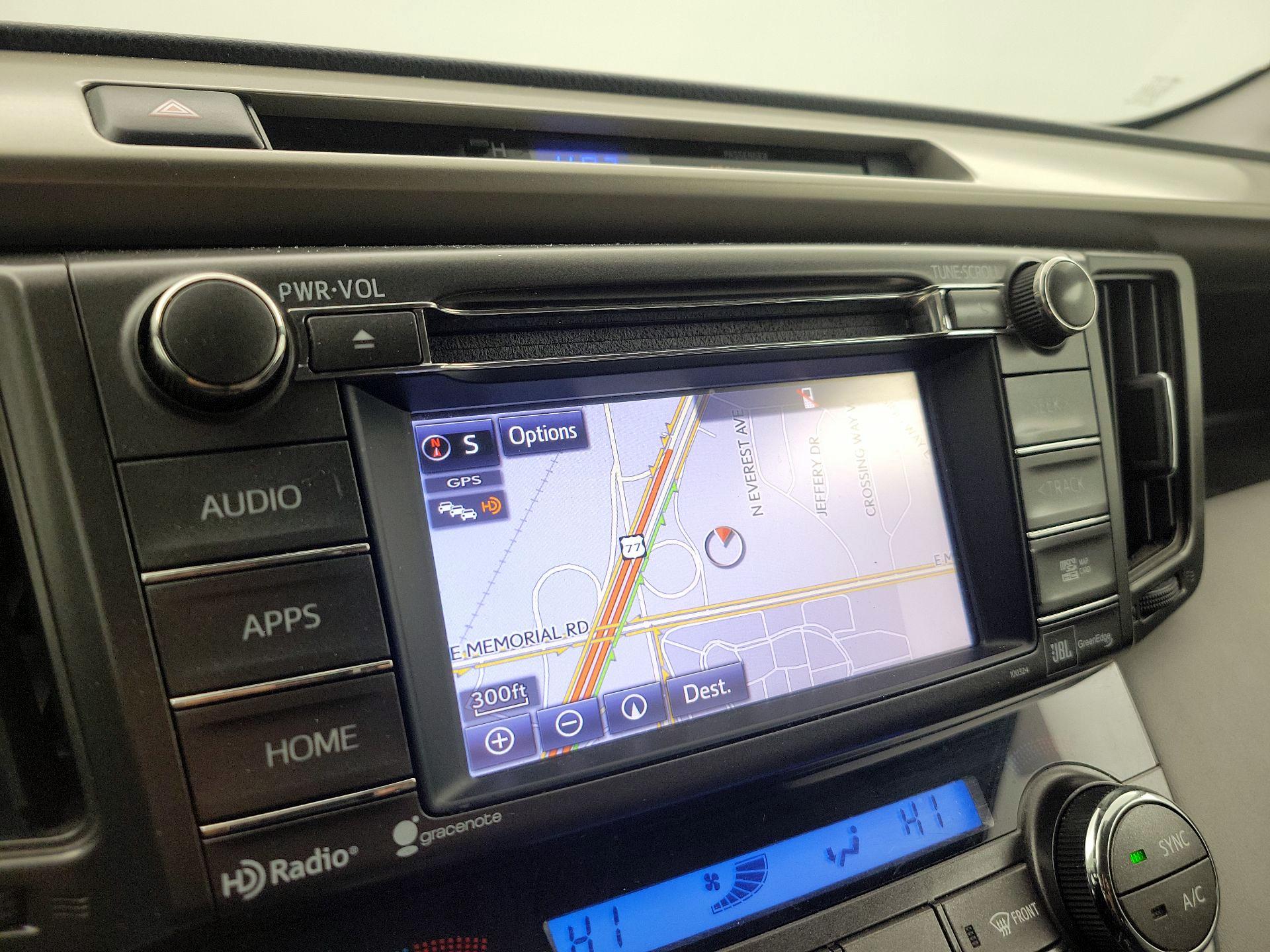 Thumbnail: 2015 Toyota RAV4 - 14